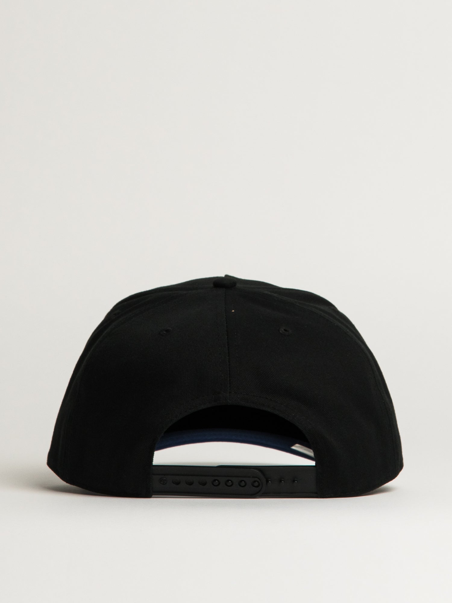47 TORONTO MAPLE LEAFS HITCH HAT - Image 3