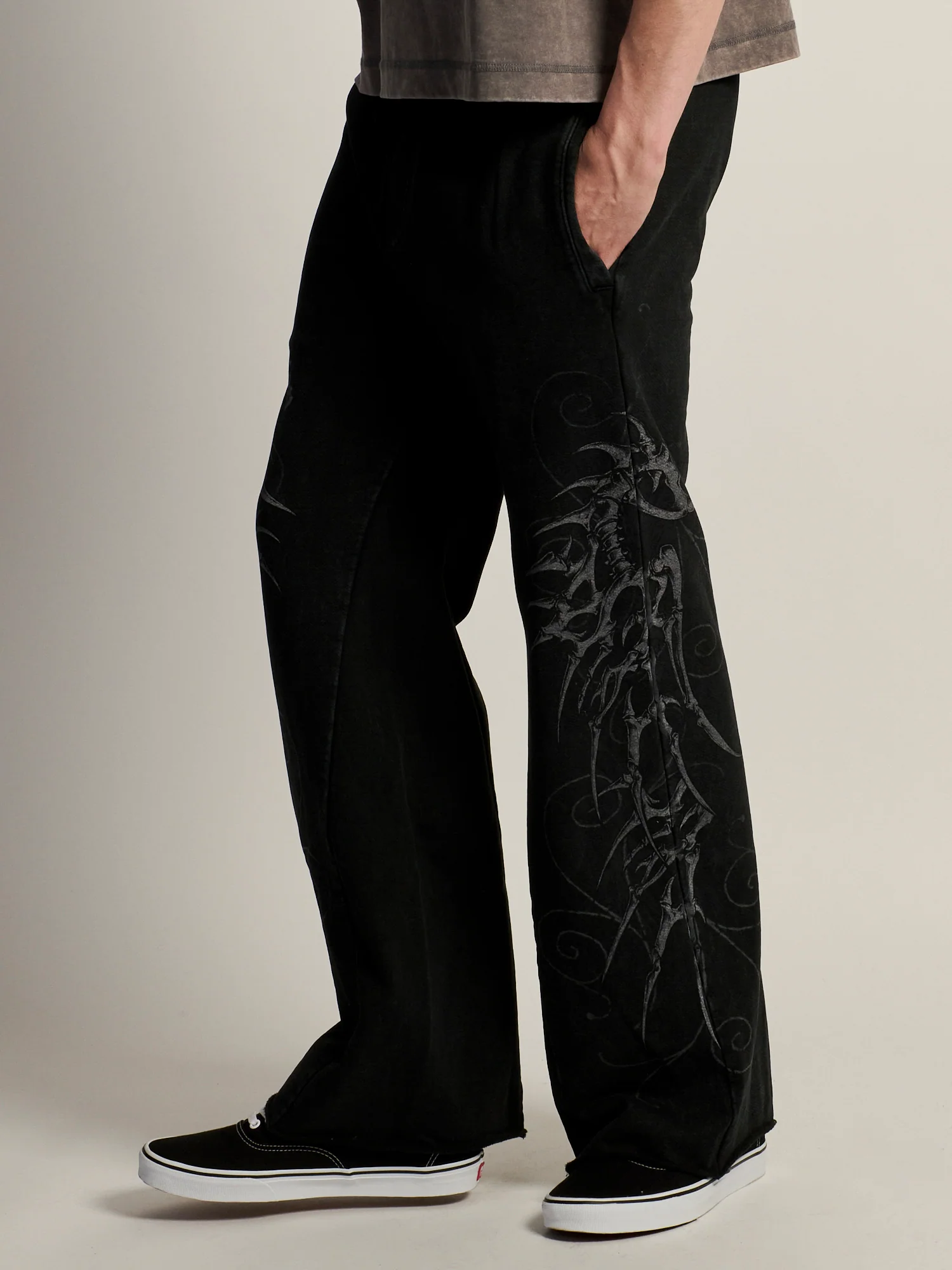 AFFLICTION SKELETON BAGGY SWEATPANT -NOIR - Image 3