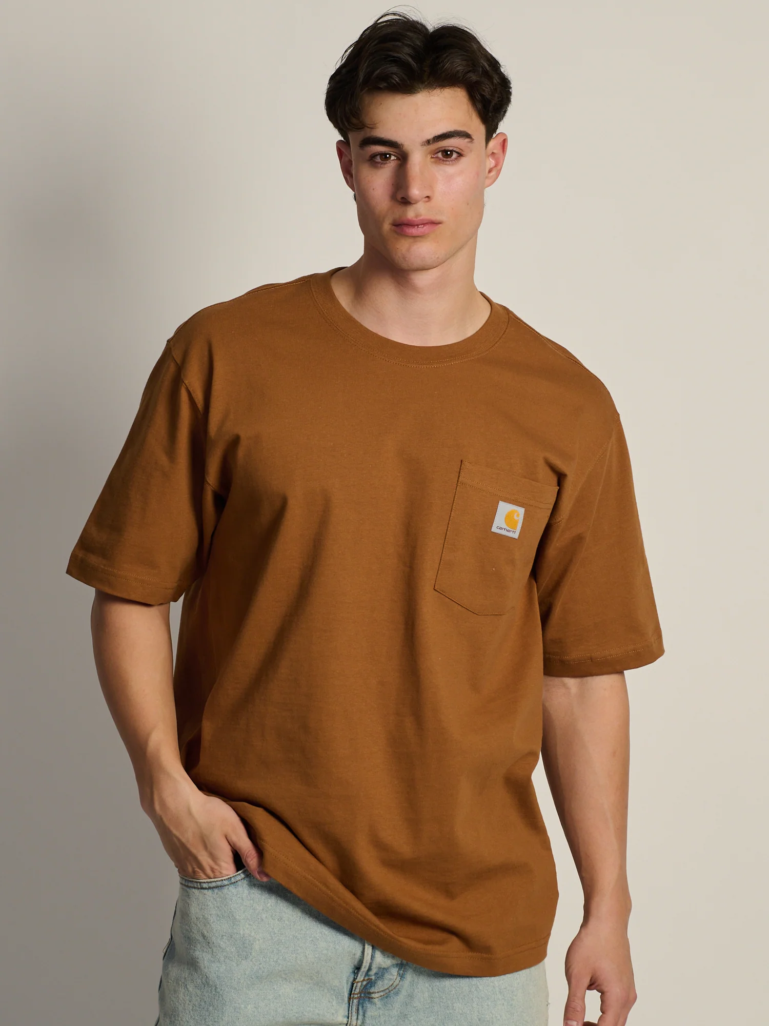 CARHARTT WORKWEAR POCKET T-SHIRT - BROWN