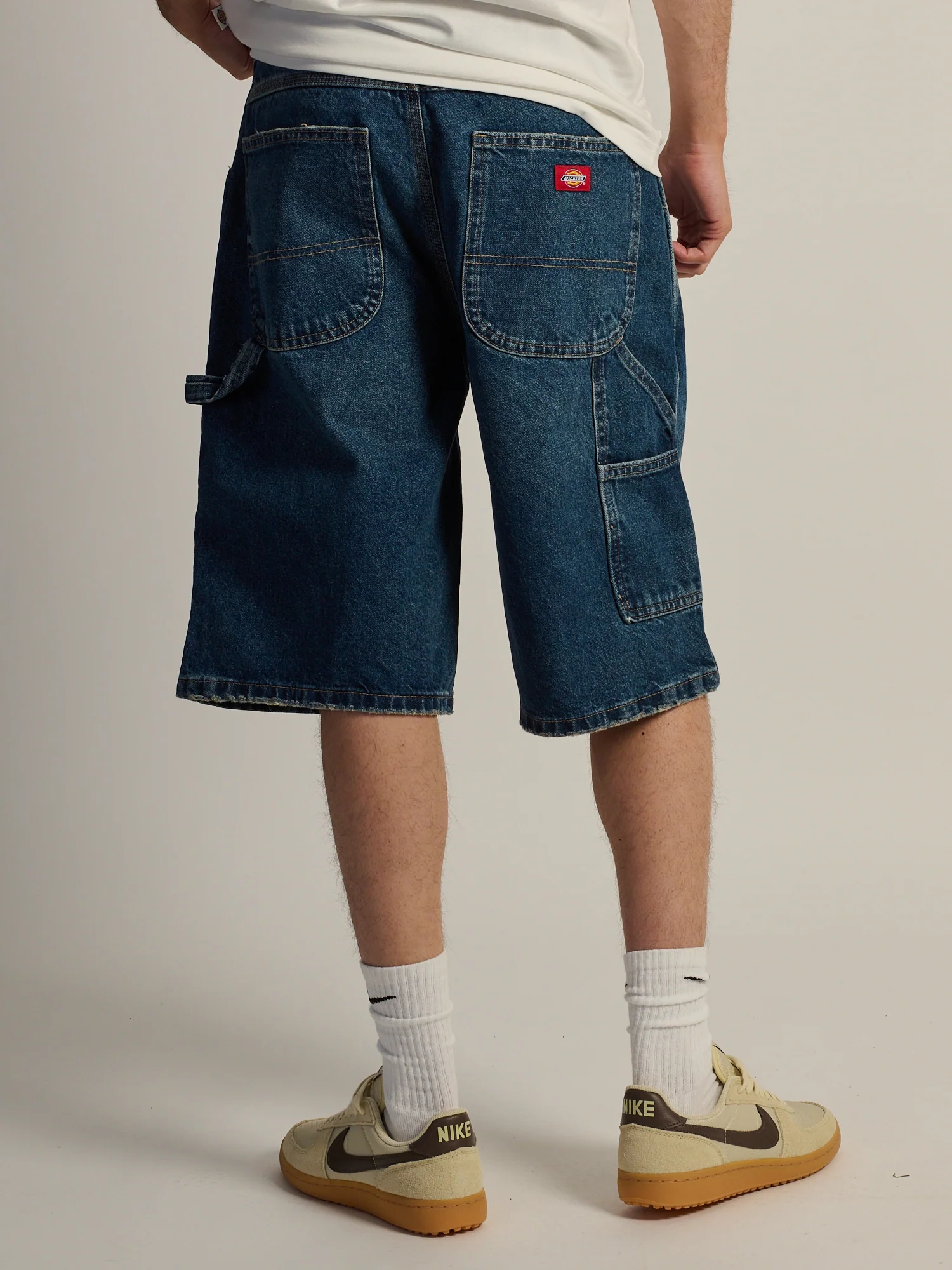 DICKIES WORN-IN CARPENTER DENIM SHORT - VICKERY - Image 4