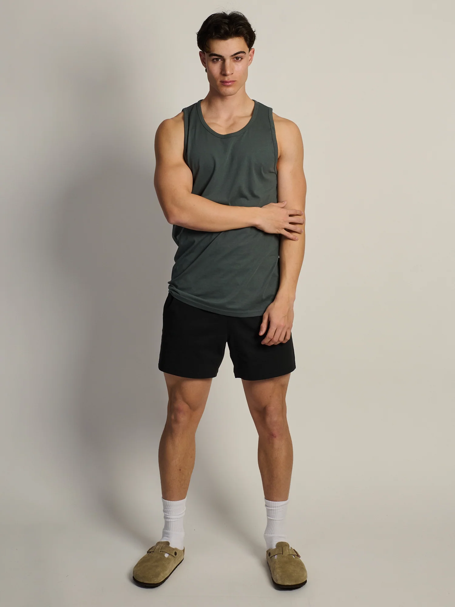 ESSENTIAL TANK - FOREST - Image 2