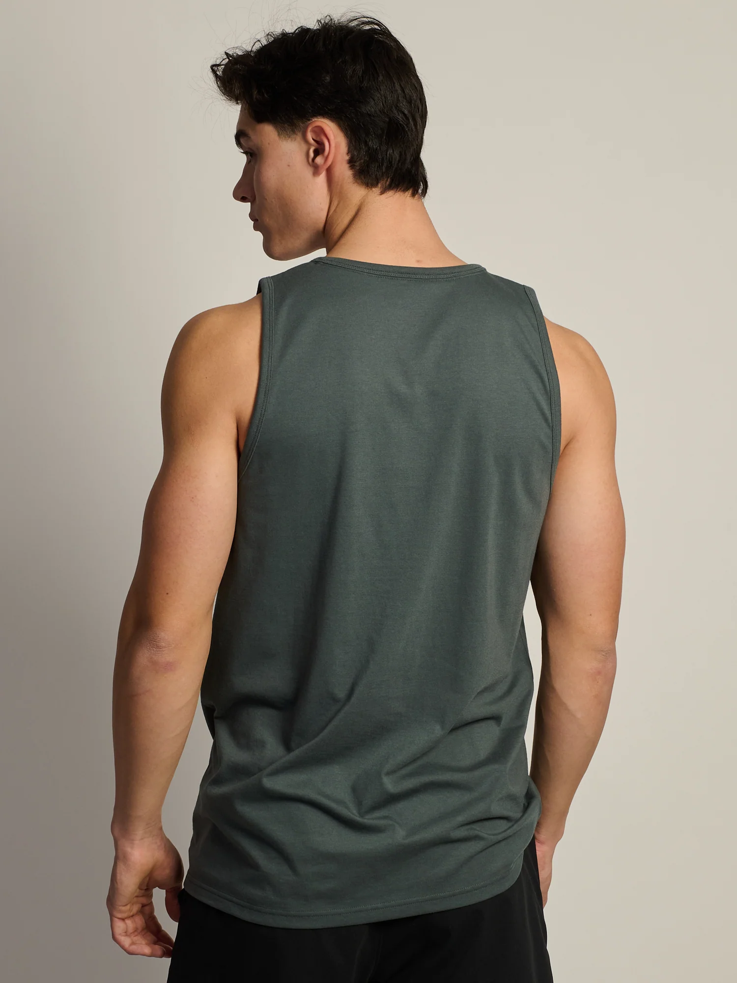 ESSENTIAL TANK - FOREST - Image 4