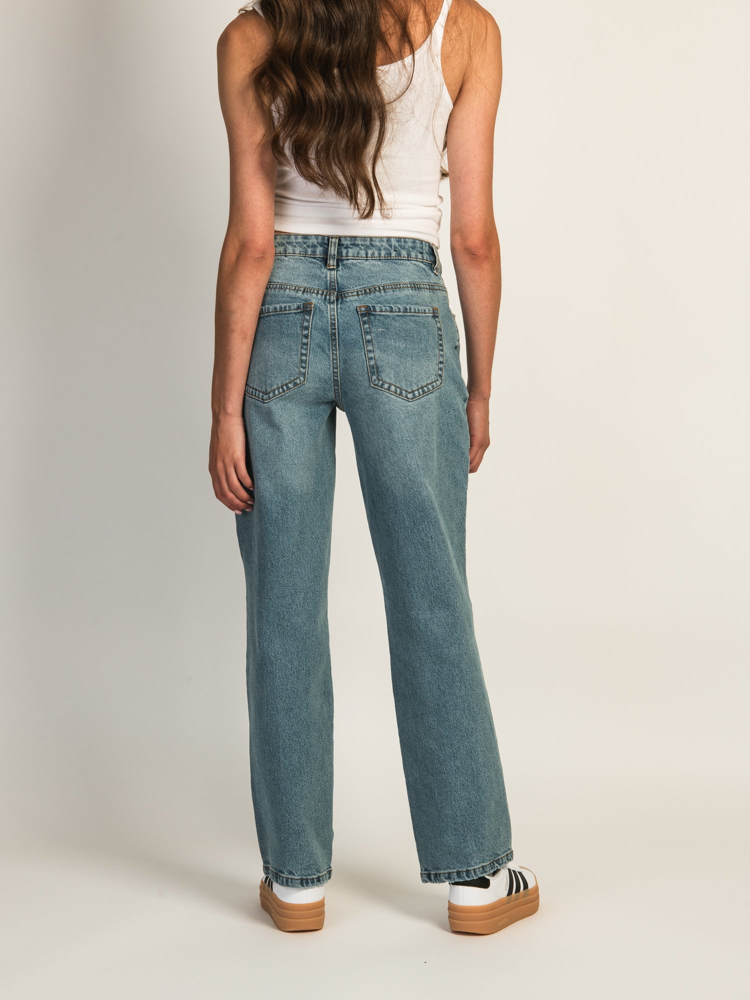 HARLOW BAGGY JEAN - MID WASH - Image 5