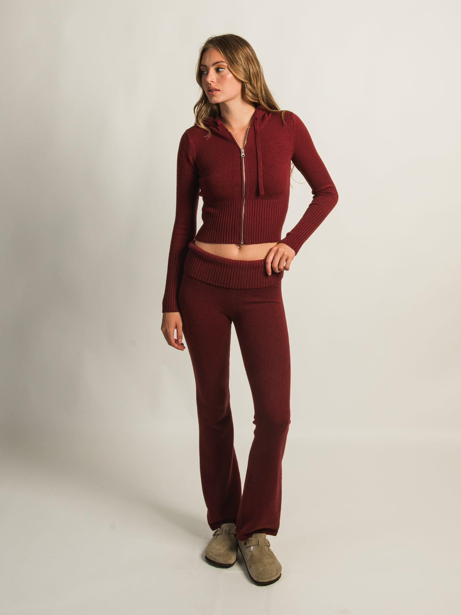 HARLOW BROOKE FLARE PANT - BURGUNDY - Image 2