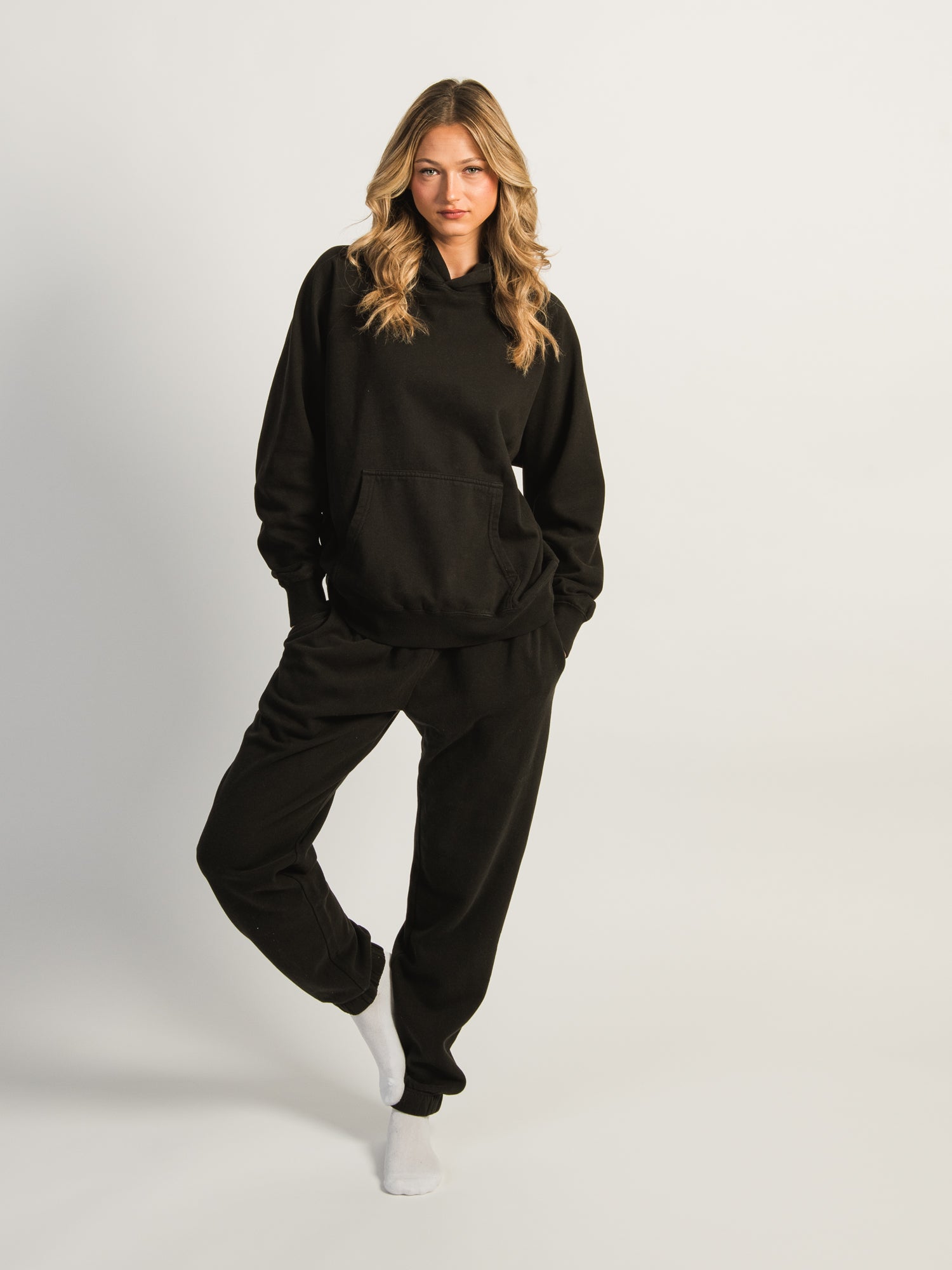 HARLOW JORDANA RELAXED SWEATPANT - BLACK - Image 2