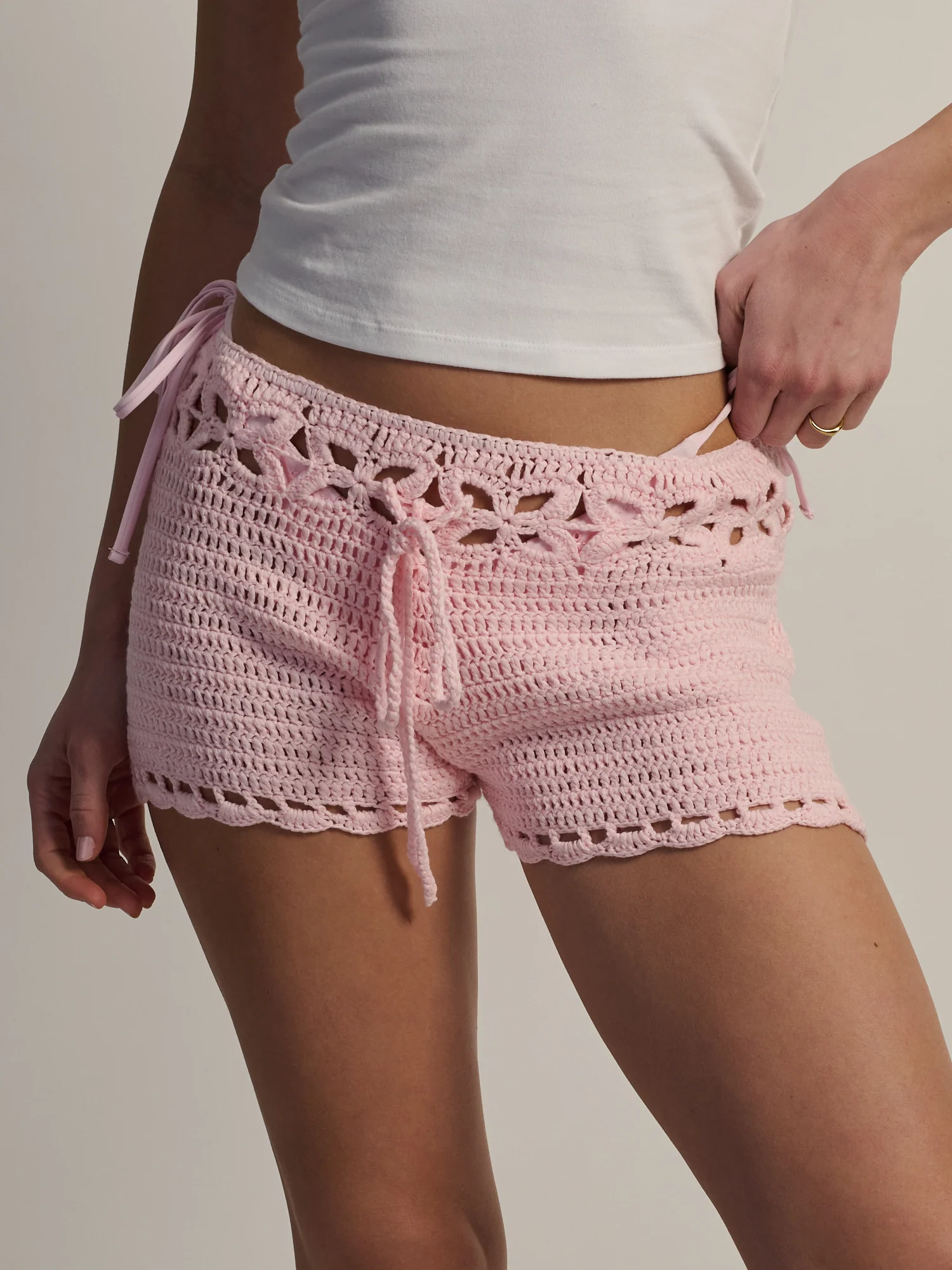 HARLOW KRISTY CROCHET SHORT - BABY PINK - Image 3
