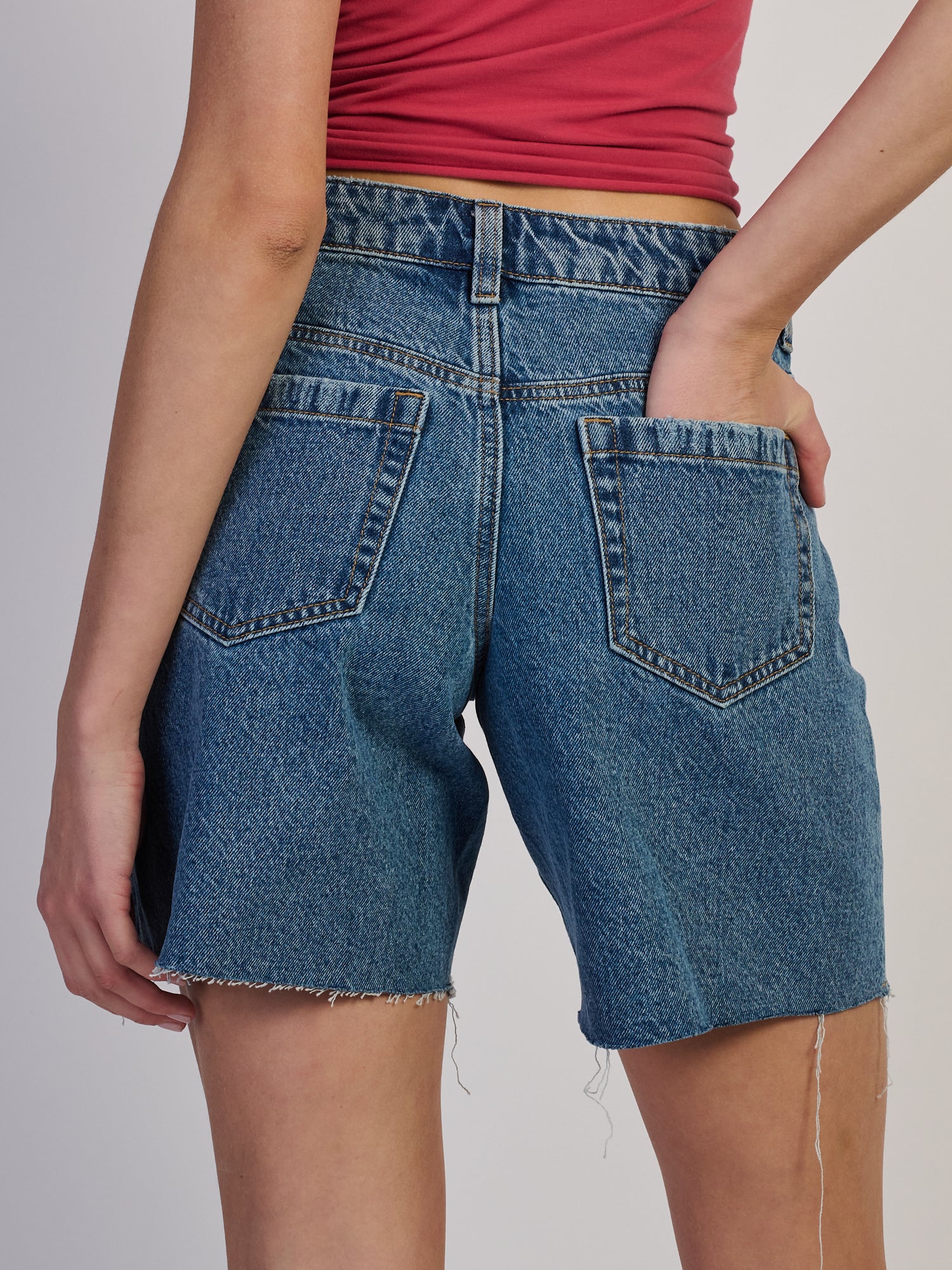 HARLOW LAINEY SHORT - MID WASH - Image 8