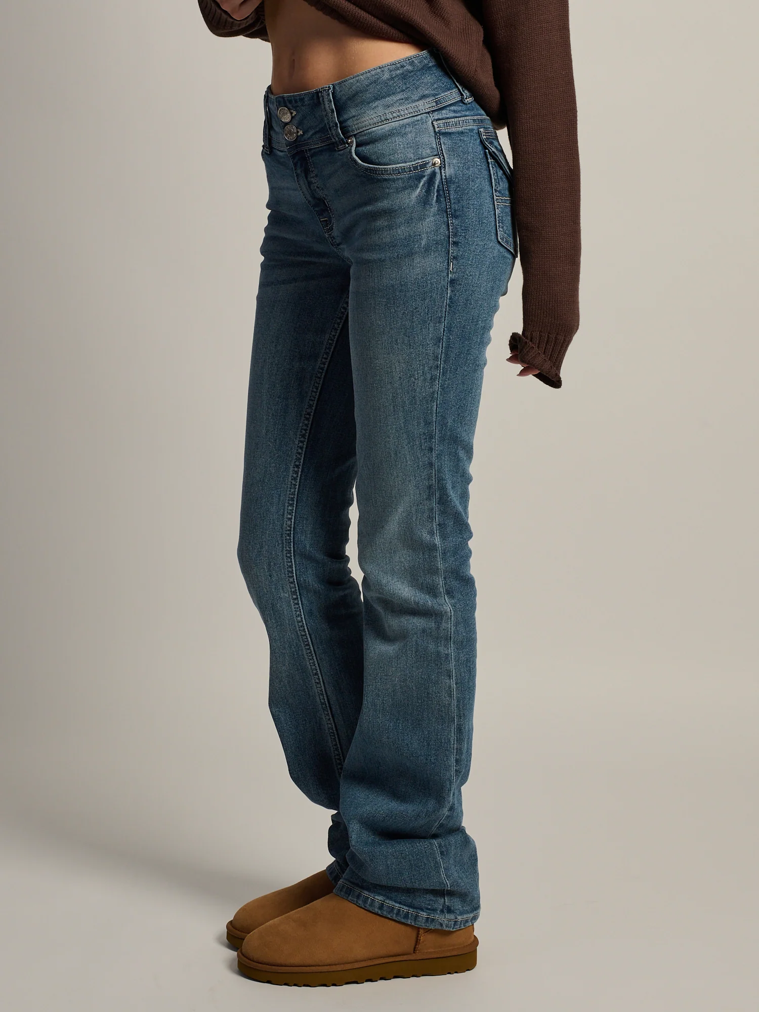 HARLOW LOW RISE BOOTCUT JEAN - Image 3