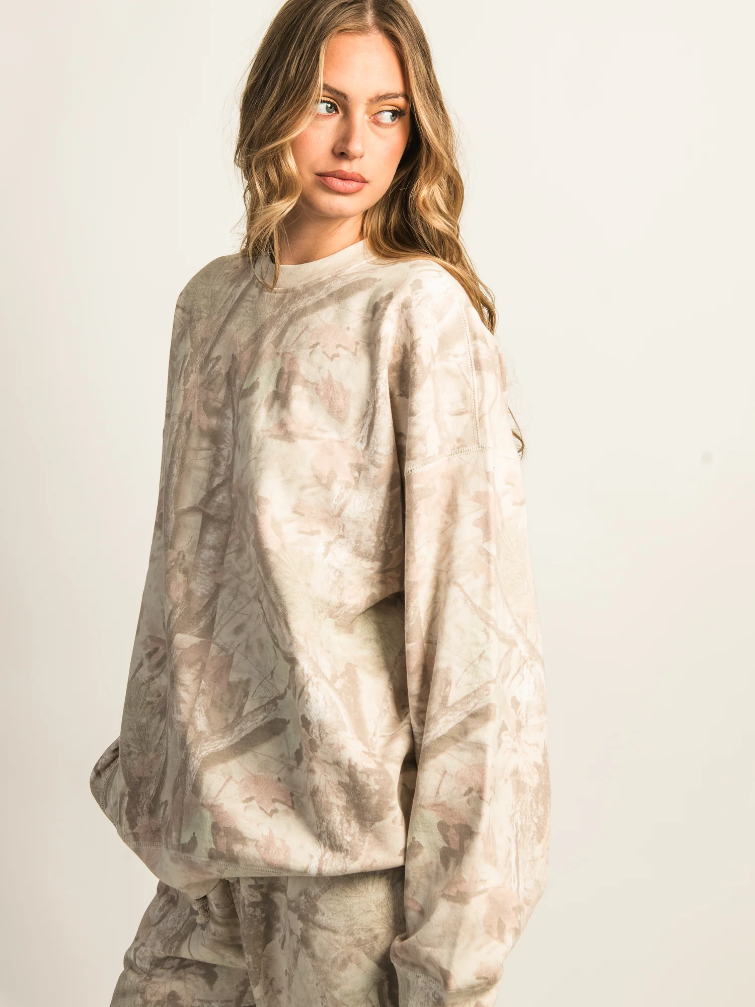 HARLOW MICHELLE CREWNECK - CAMOUFLAGE - Image 3