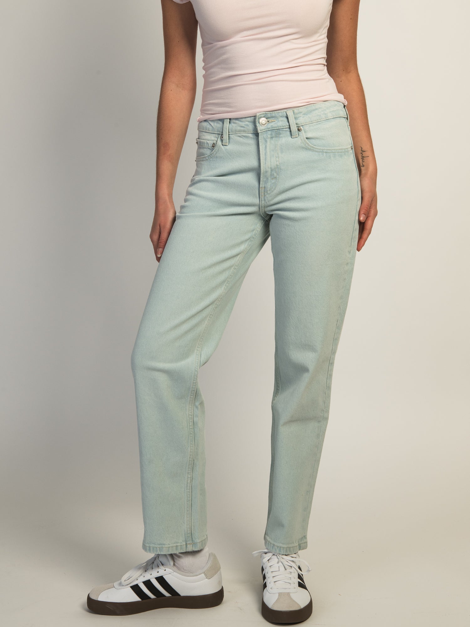 HARLOW MID-RISE STRAIGHT JEAN - Image 6