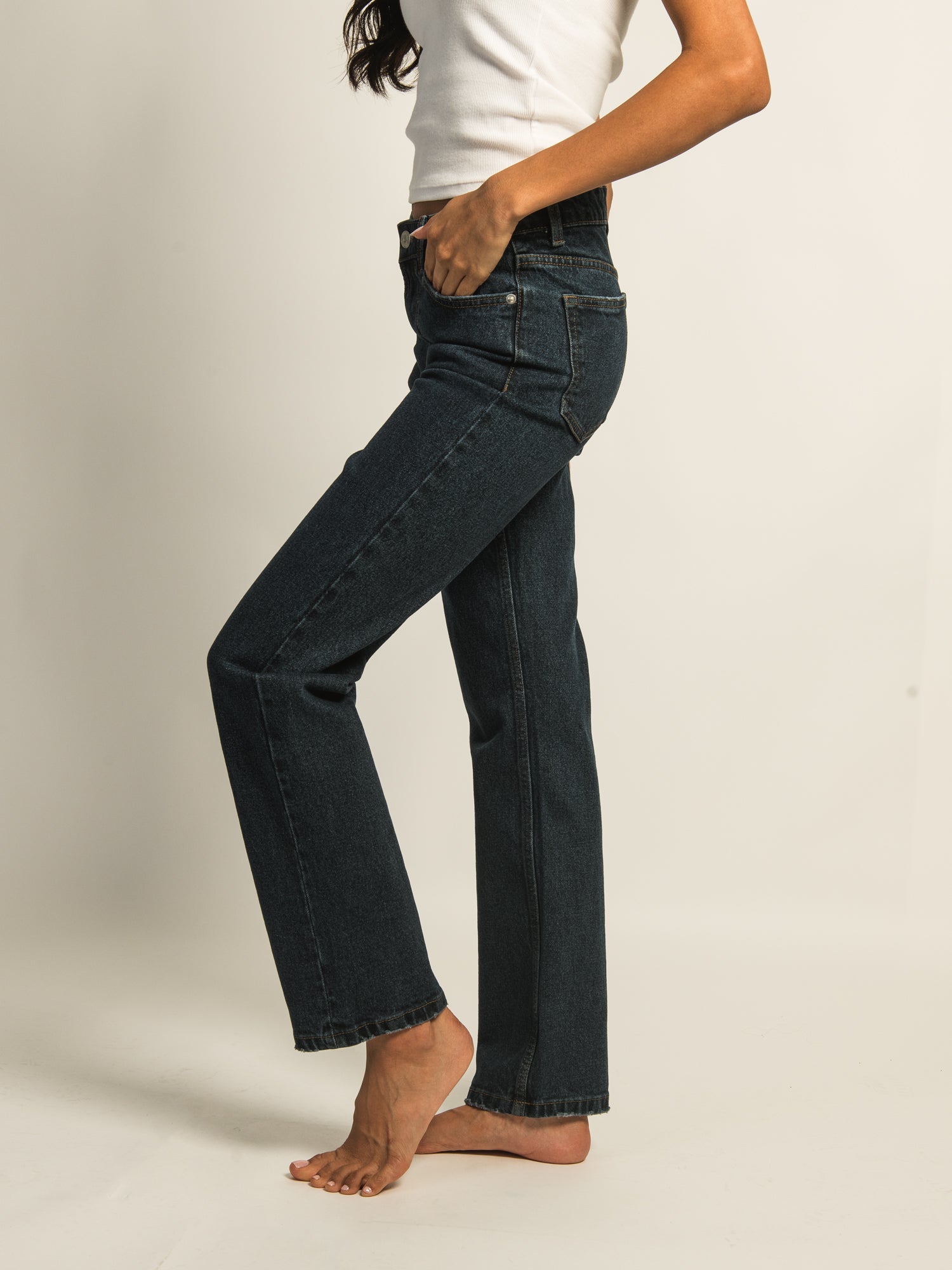 HARLOW MID-RISE STRAIGHT JEAN - Image 3