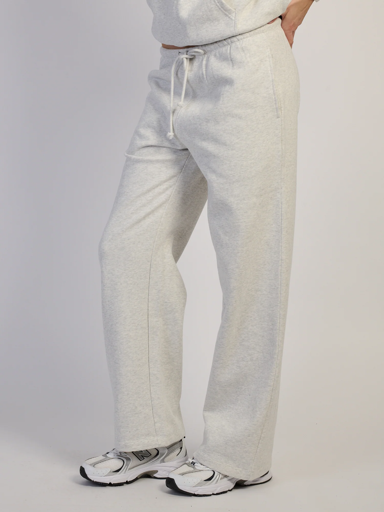HARLOW STELLA STRAIGHT LEG SWEATPANT - CLOUD - Image 3