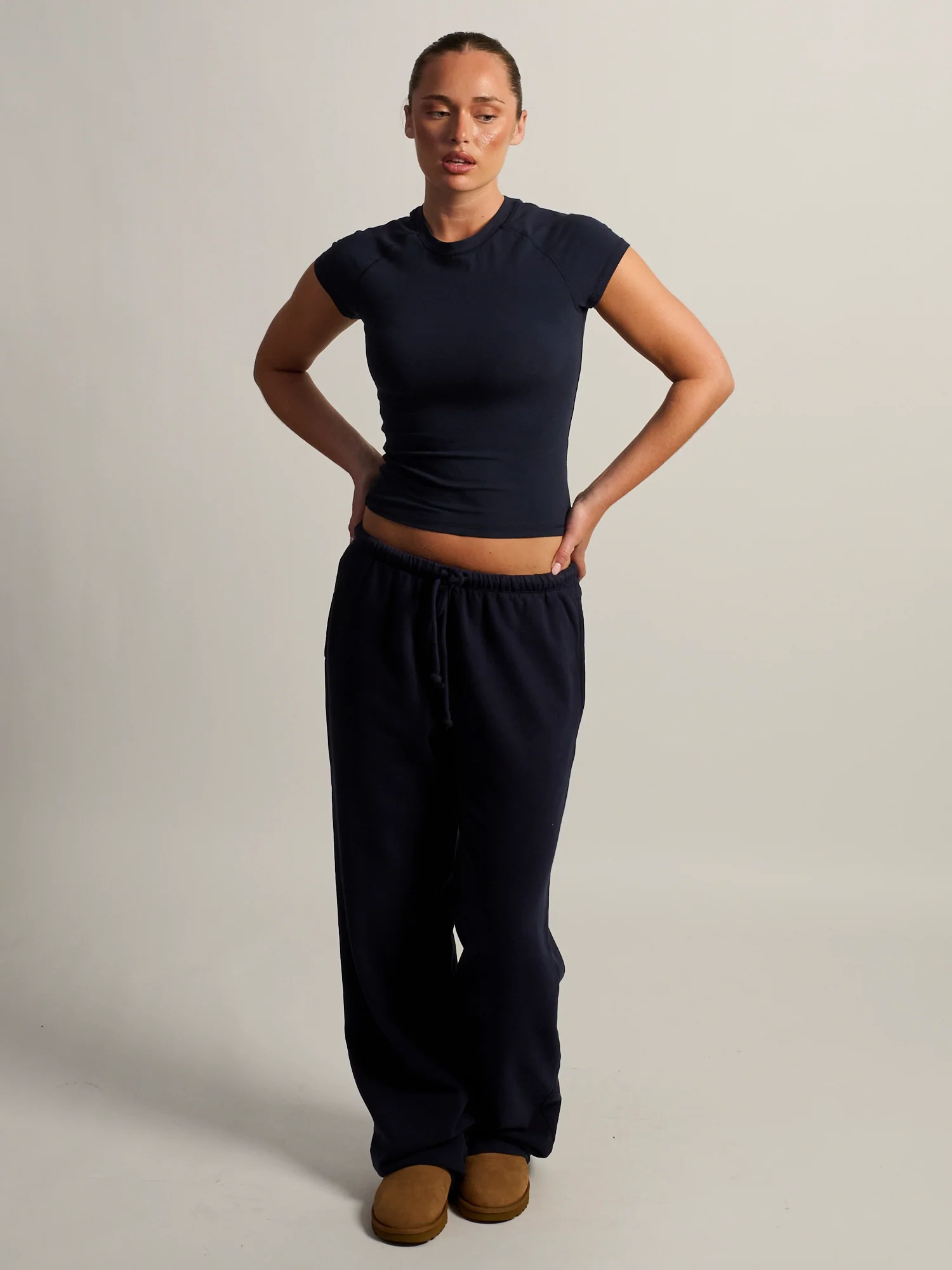HARLOW STELLA STRAIGHT LEG SWEATPANT - NAVY - Image 2