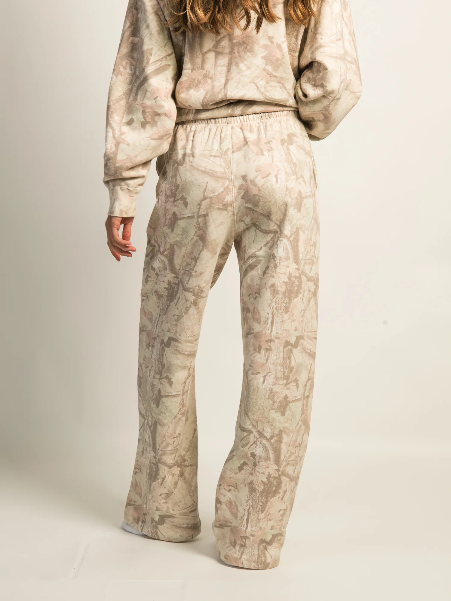HARLOW STELLA STRAIGHT LEG CAMO SWEATPANTS - CAMO - Image 5