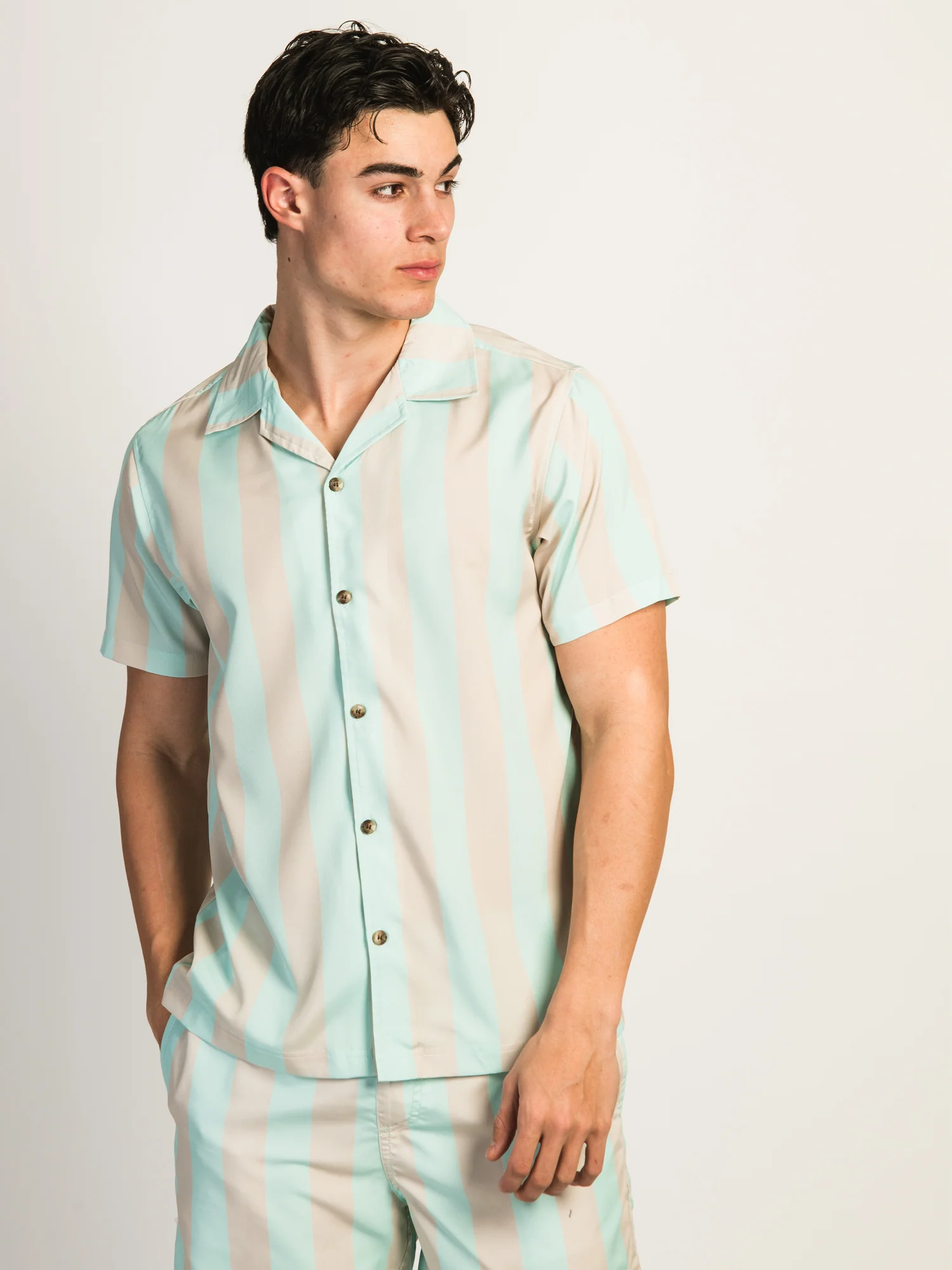ISLAND HAZE VERTICAL STRIPE SHORT SLEEVE WOVEN SHIRT - Image 2