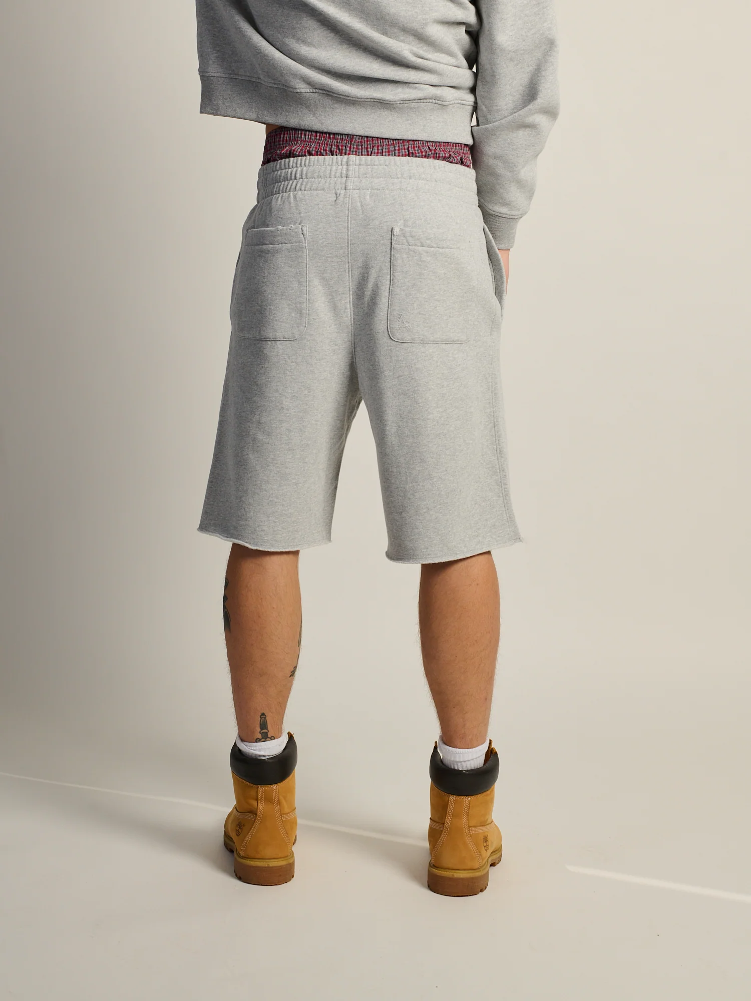KOLBY BAGGY SWEAT SHORT - HEATHER GREY - Image 4