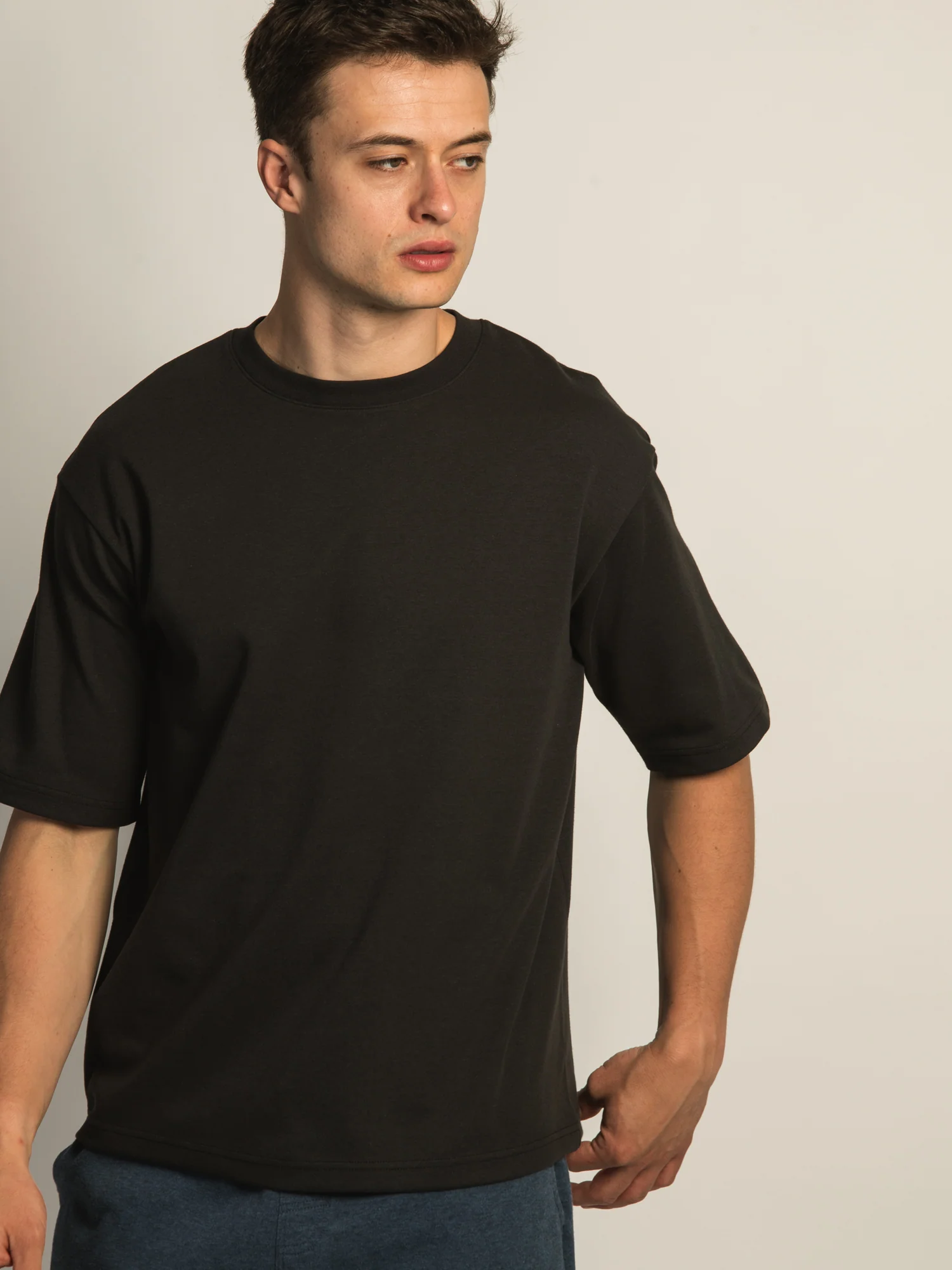 KOLBY KEEP COOL BOXY FIT TEE - BLACK - Image 5