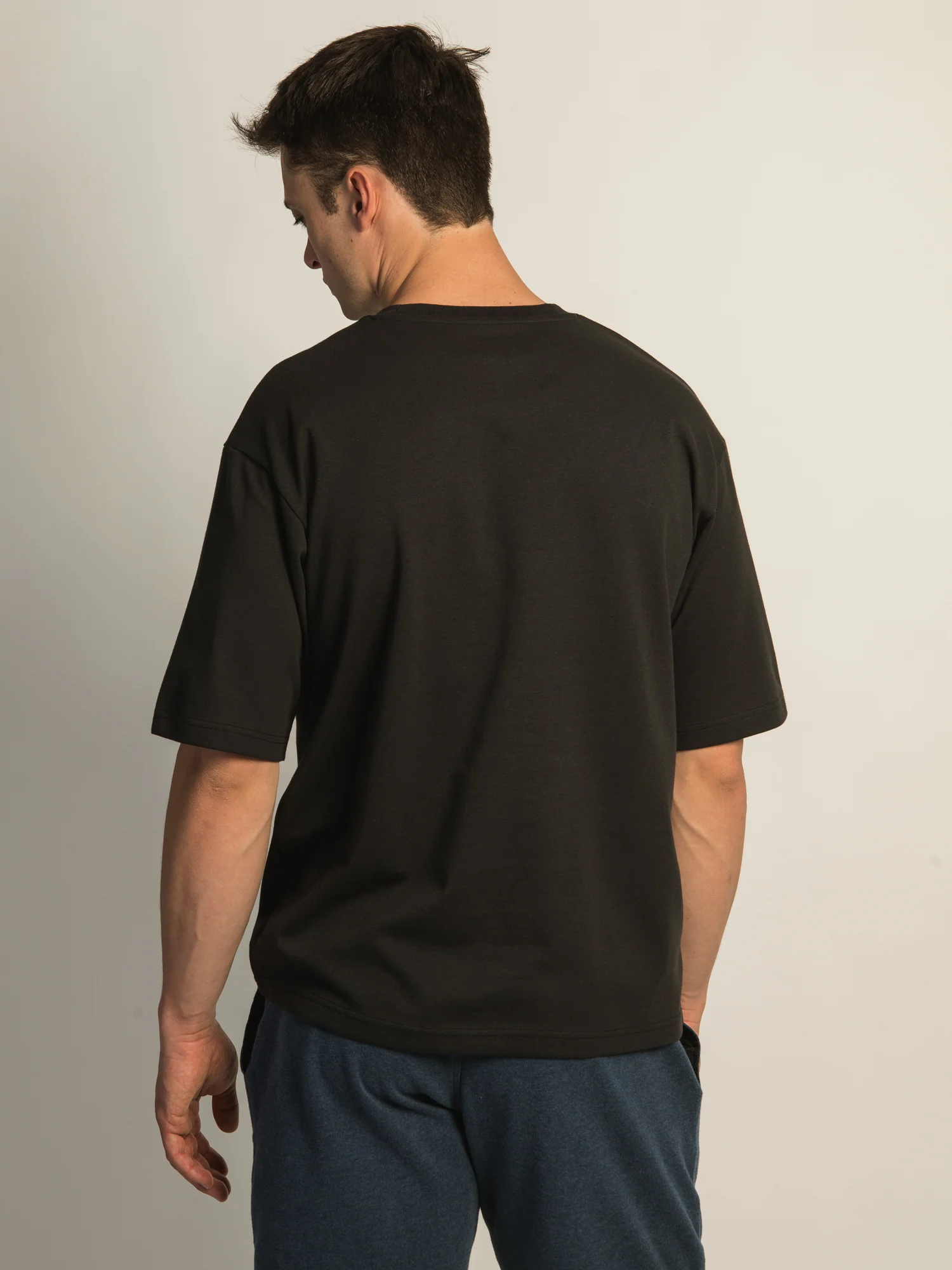 KOLBY KEEP COOL BOXY FIT TEE - BLACK - Image 7