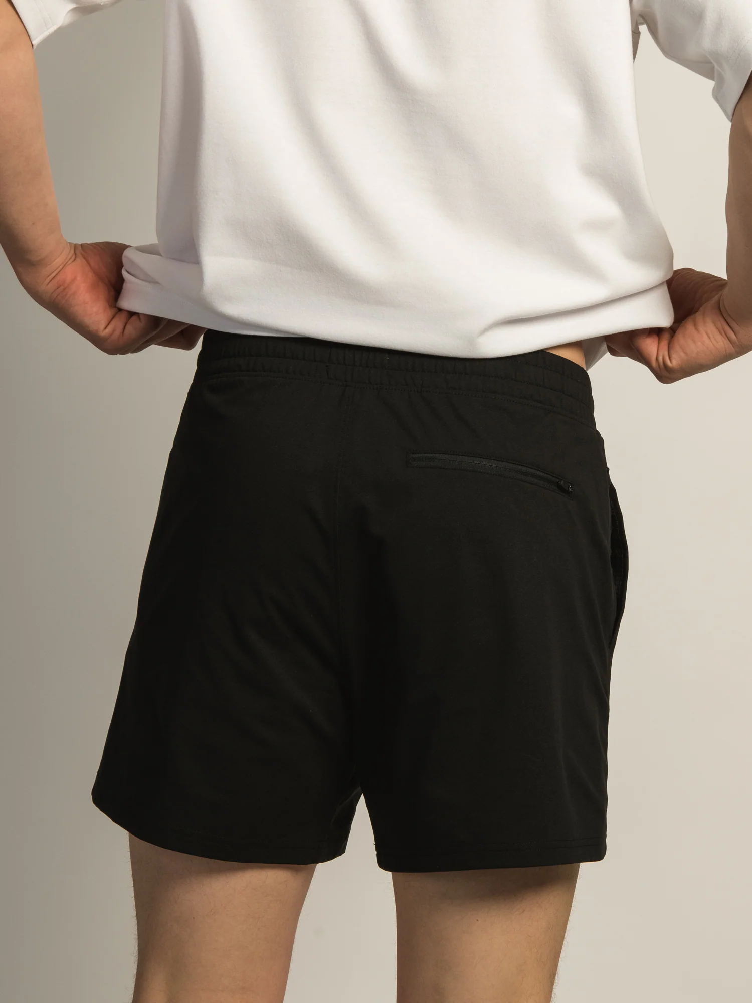 KOLBY KEEP COOL STRETCH PULL ON SHORT - BLACK - Image 5