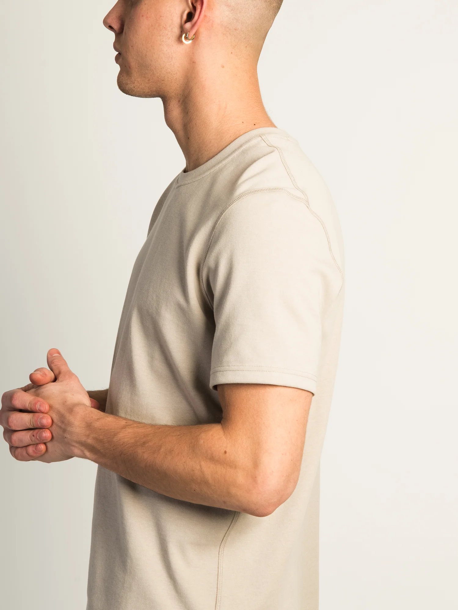 KOLBY KEEP COOL TEE - PEBBLE - Image 3