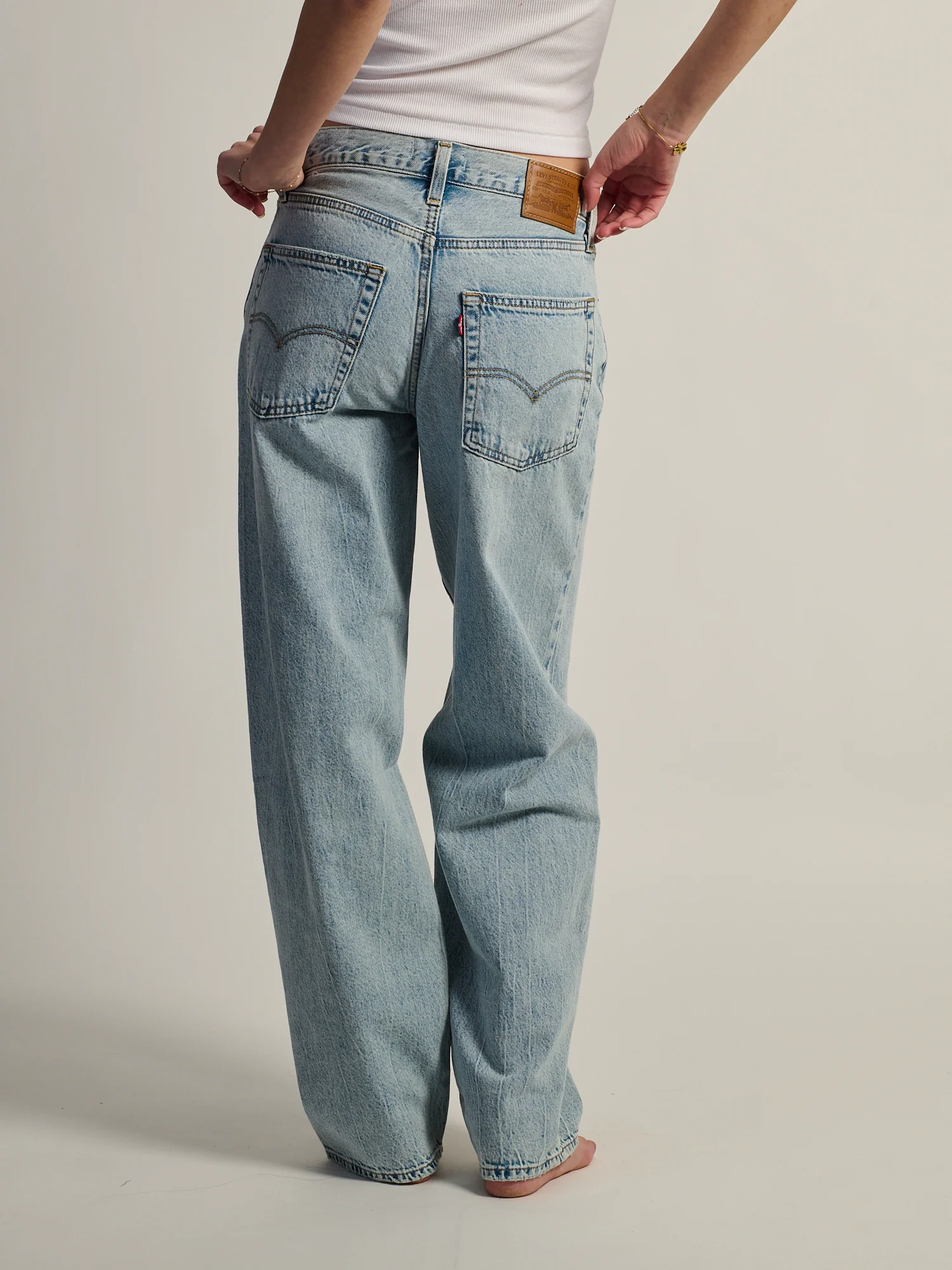 LEVIS BAGGY DAD JEAN - FAN FLARE - Image 7