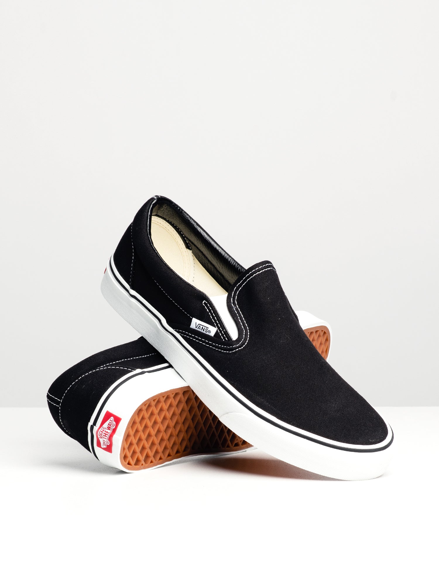 MENS VANS CLASSIC SLIP-ON BLACK CANVAS SHOES - Image 2