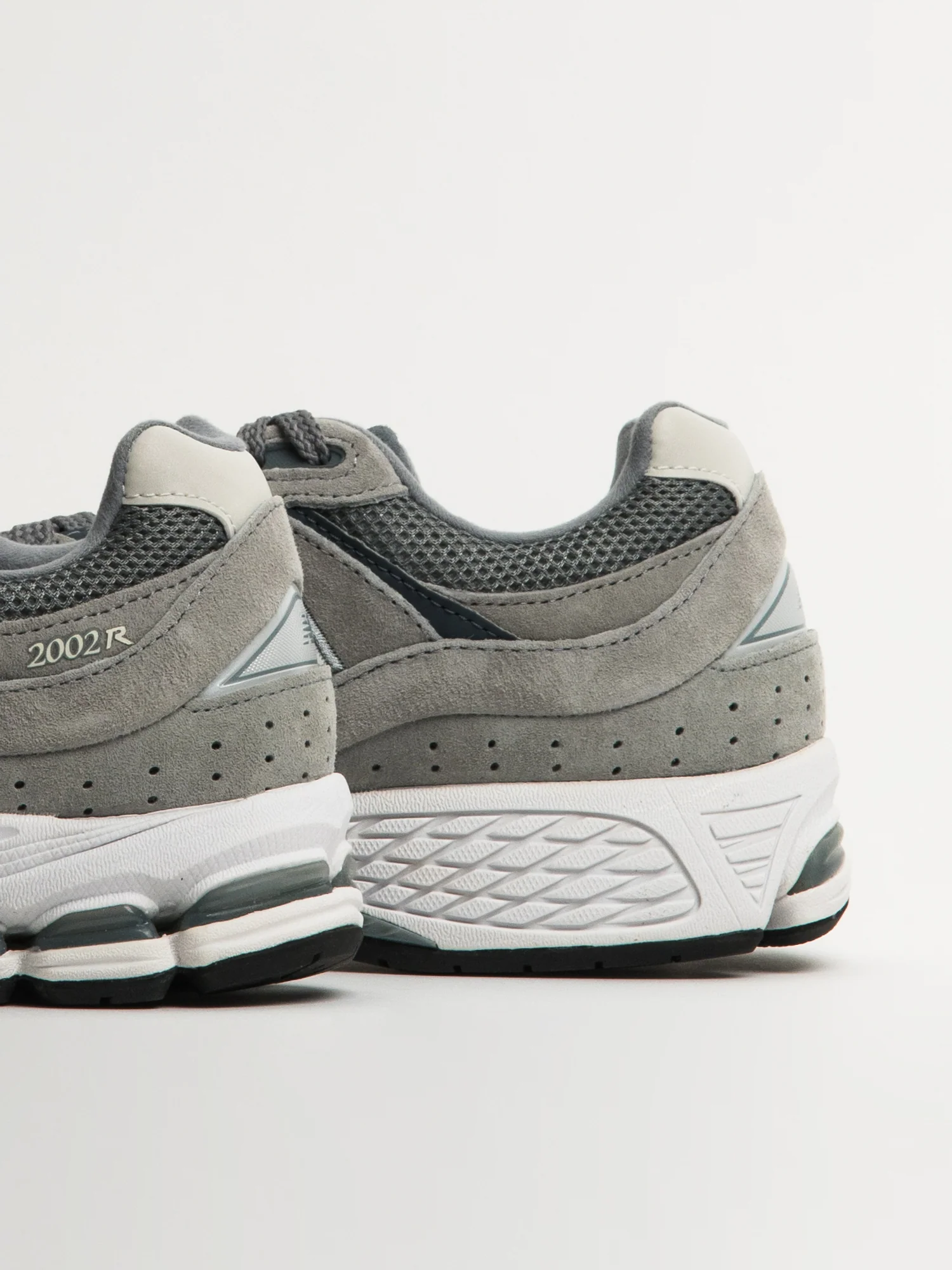 MENS NEW BALANCE 2002 SNEAKER - STEEL GREY - Image 7