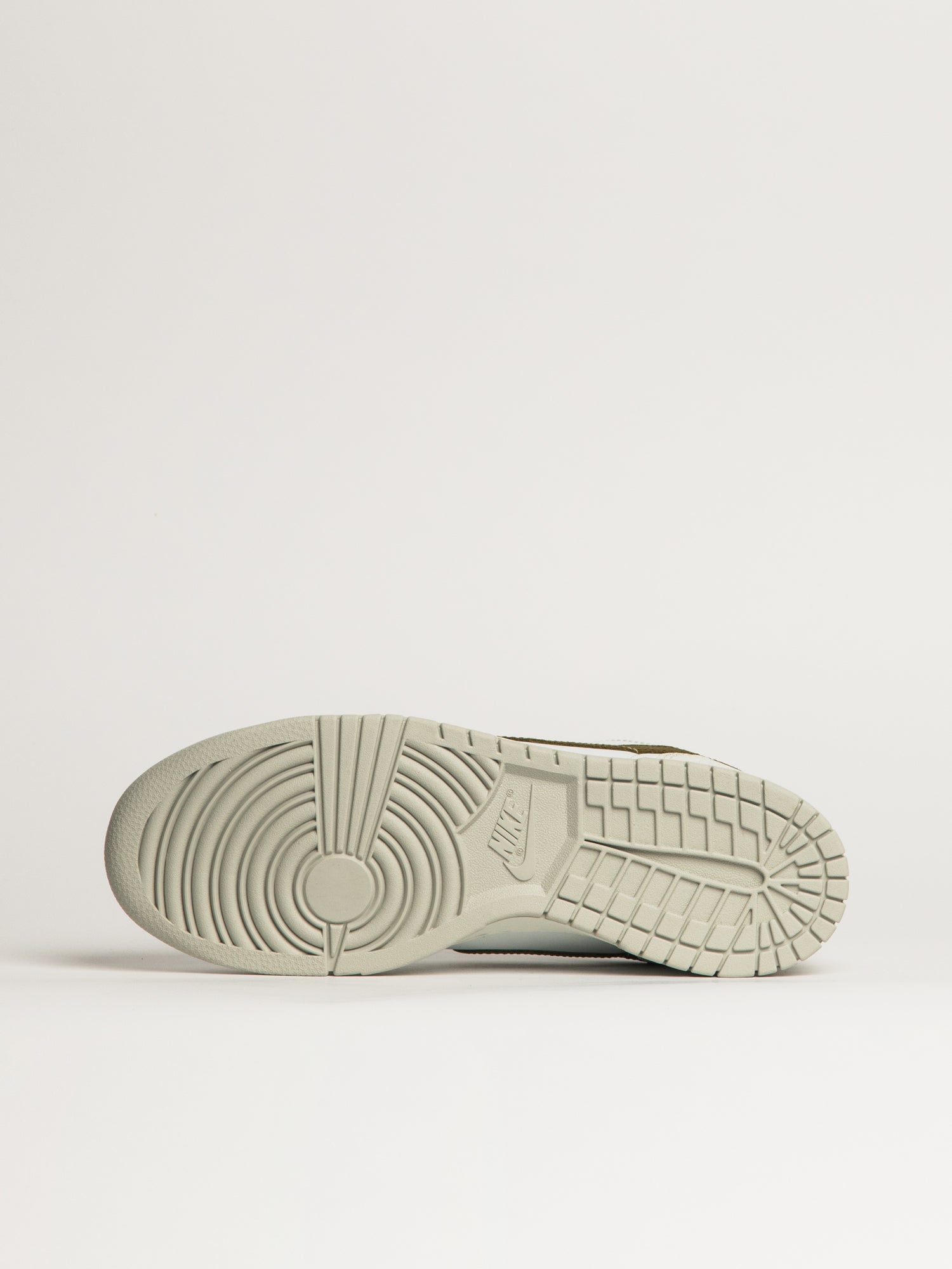 MENS NIKE BIG LOW LUX SNEAKER - Image 6