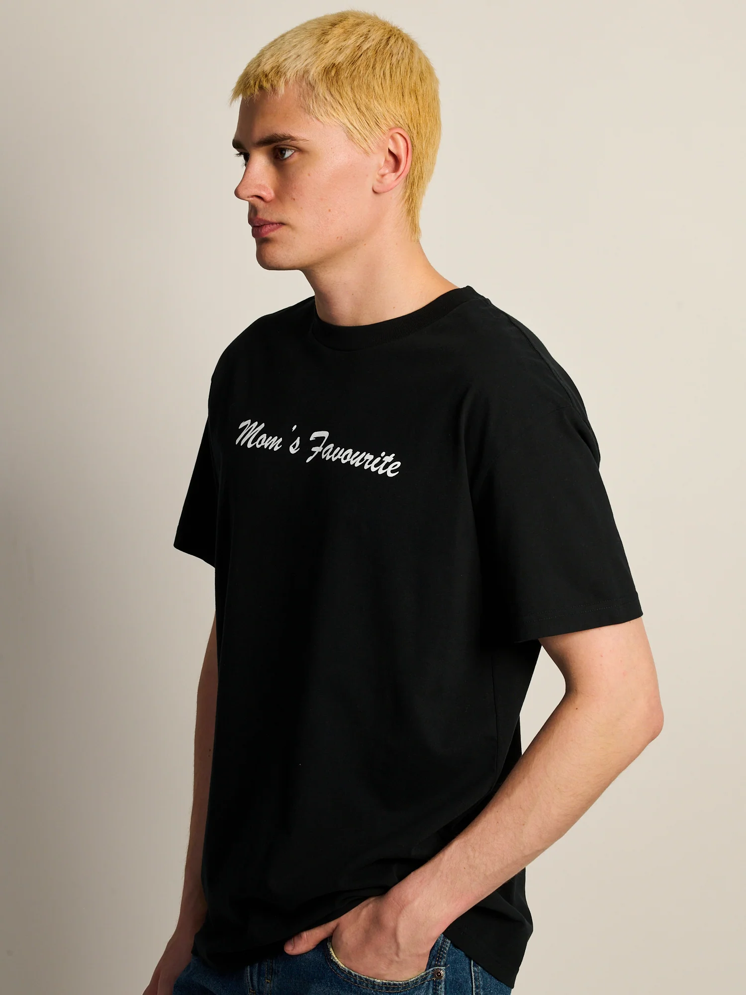 MOMS FAVOURITE T-SHIRT - Image 3