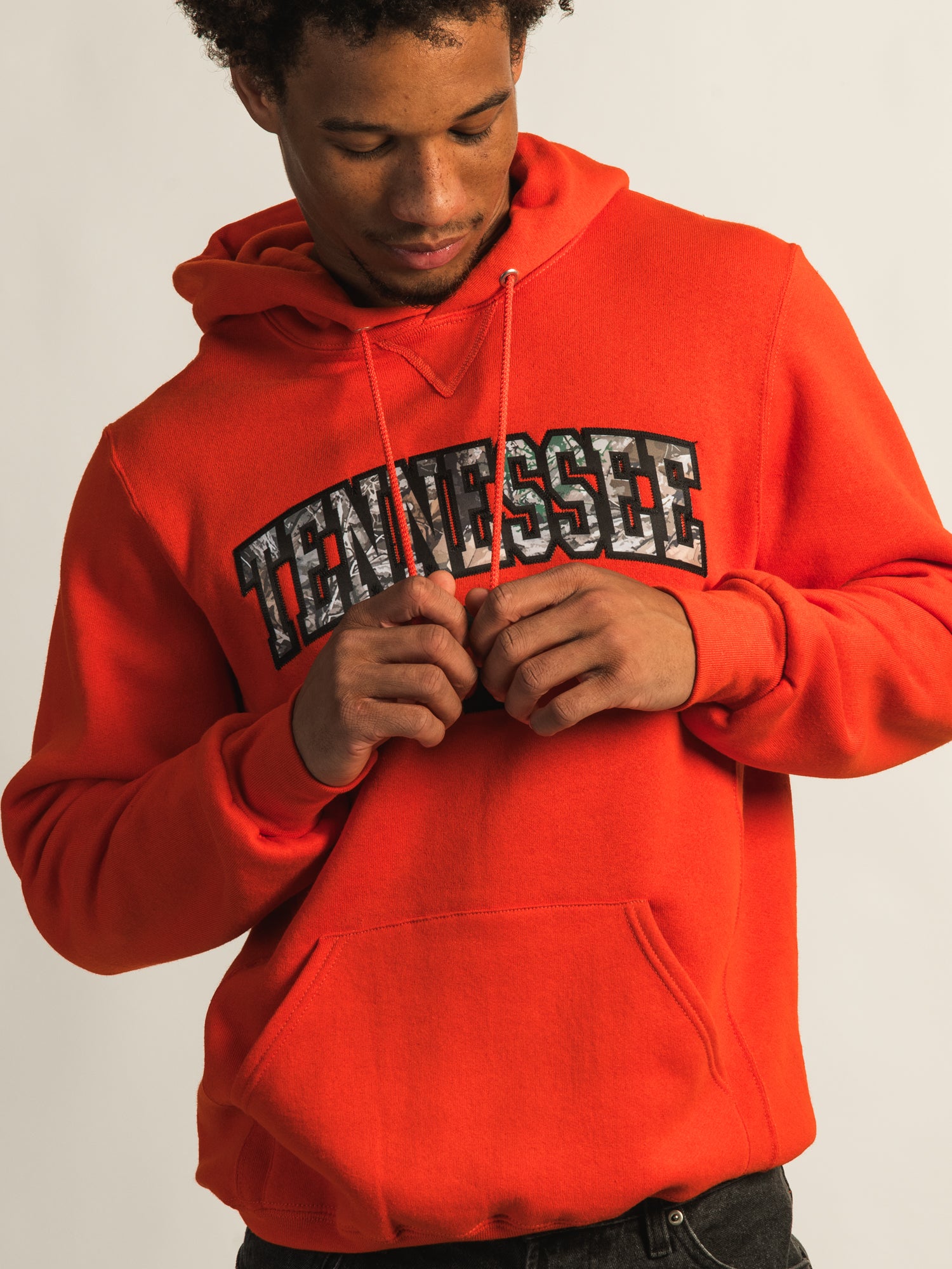 NCAA TENNESSEE CAMO PULL OVER HOODIE - Image 5