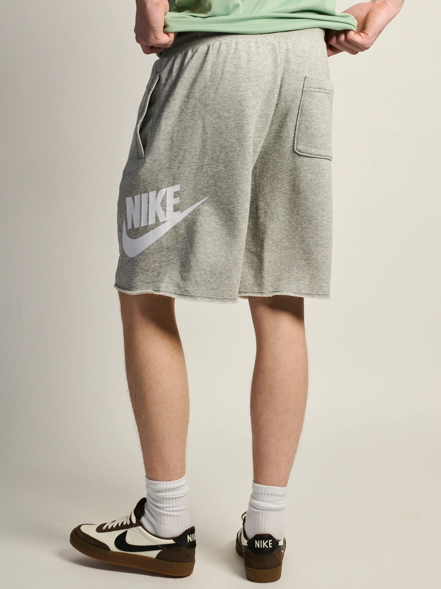 NIKE CLUB ALUMNI SHORT - Image 4
