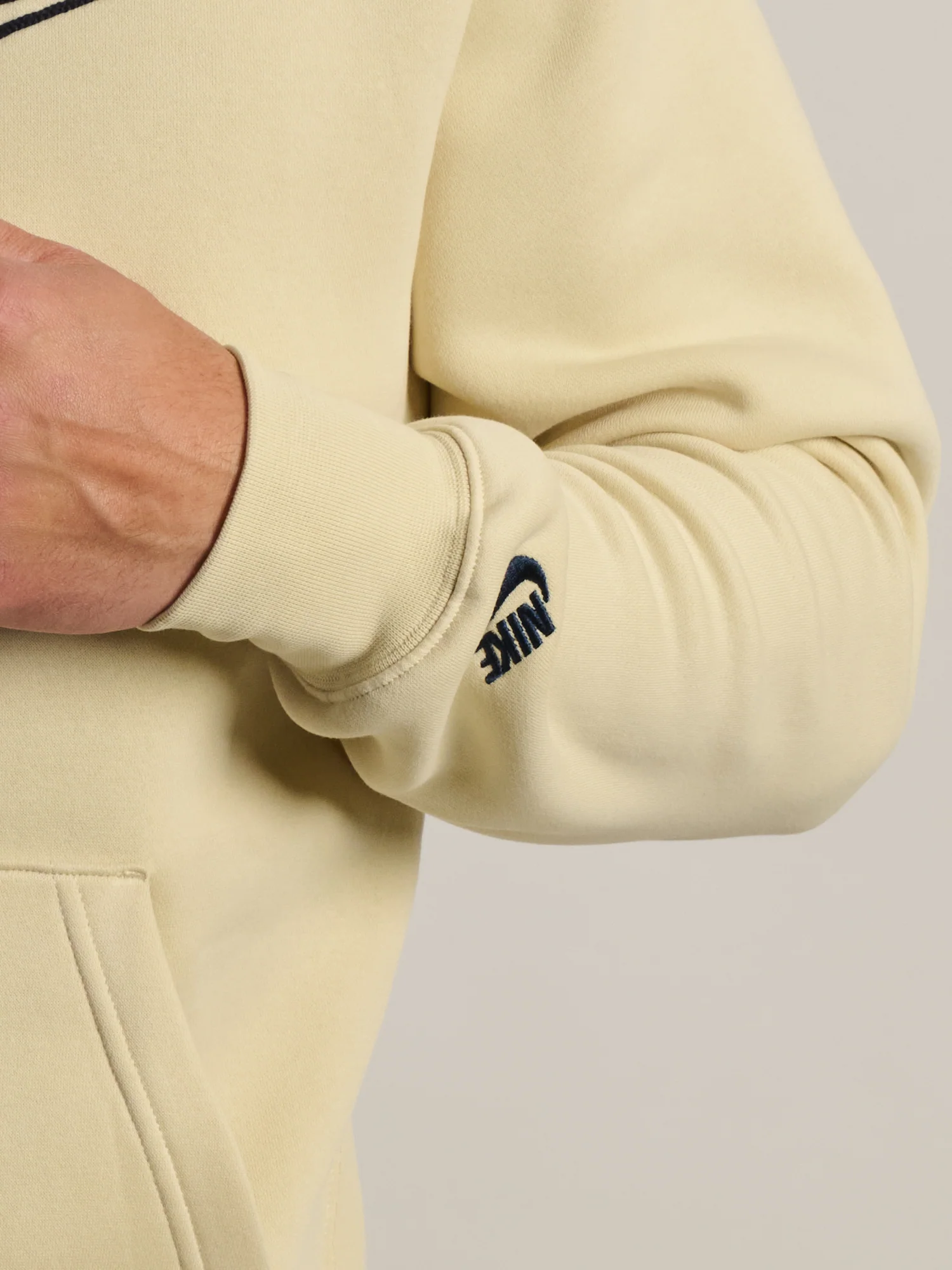 NIKE CLUB CHENILLE PULL OVER HODDIE - LIGHT KHAKI - Image 3