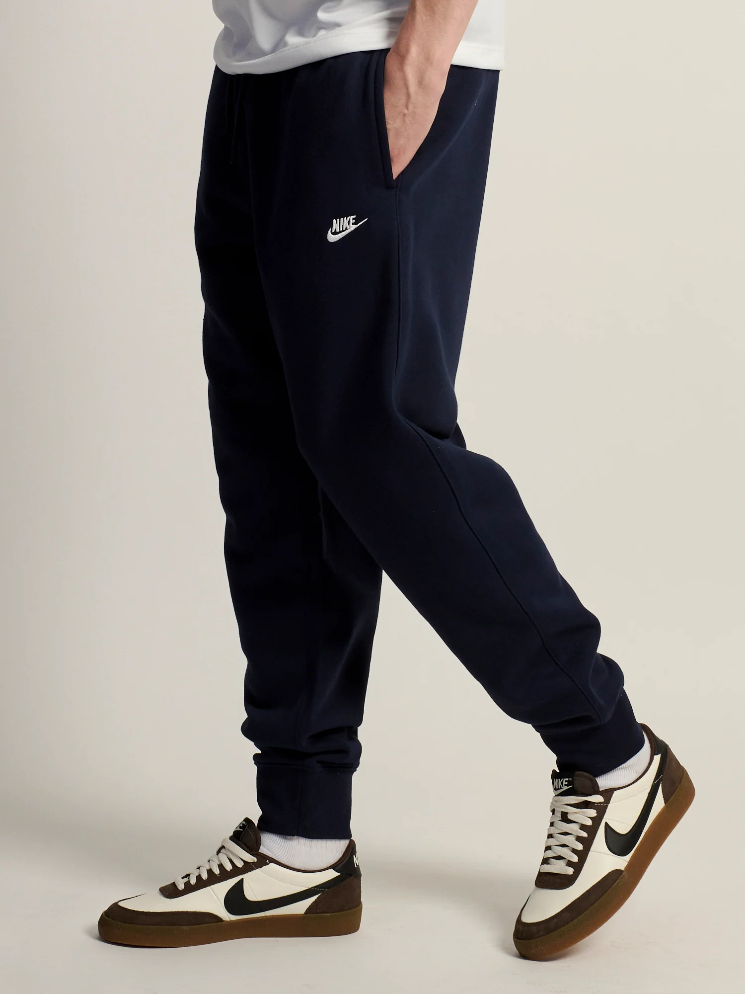 NIKE CLUB JOGGERS - OBSIDIAN - Image 3