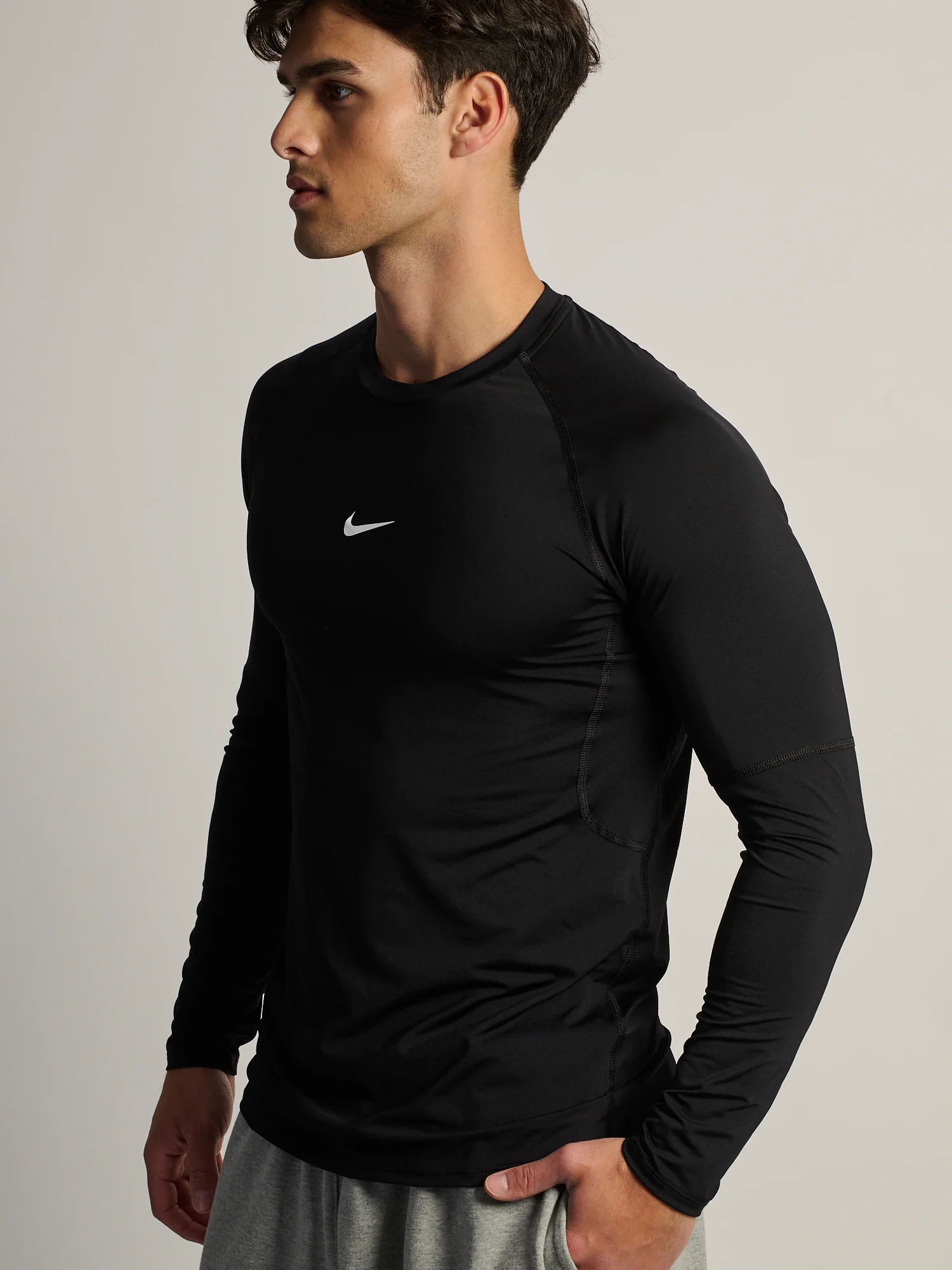 NIKE DRI-FIT LONG SLEEVE FITNESS TOP - BLACK - Image 4