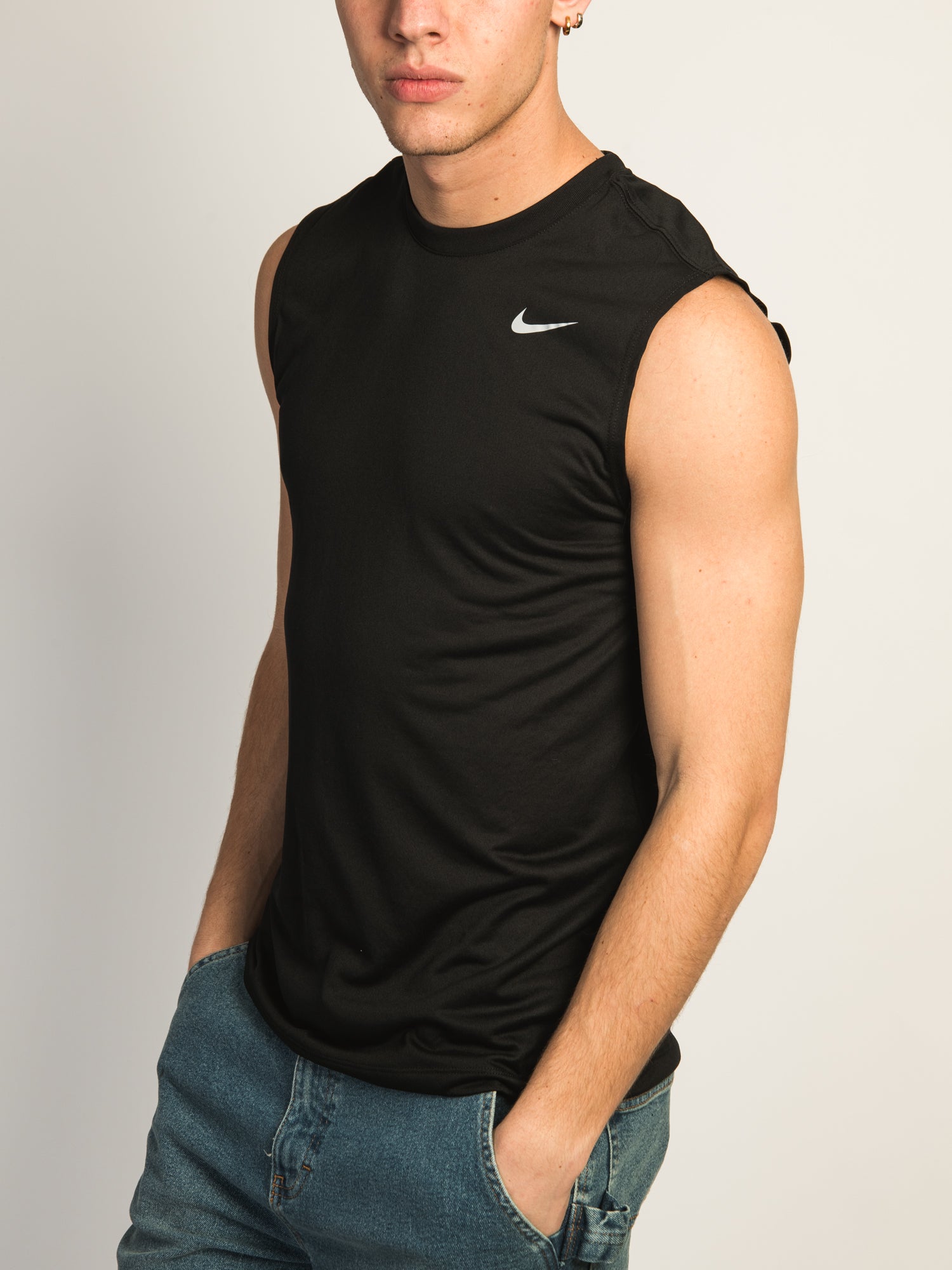 NIKE DRI-FIT MUSCLE TANK TOP - Image 3