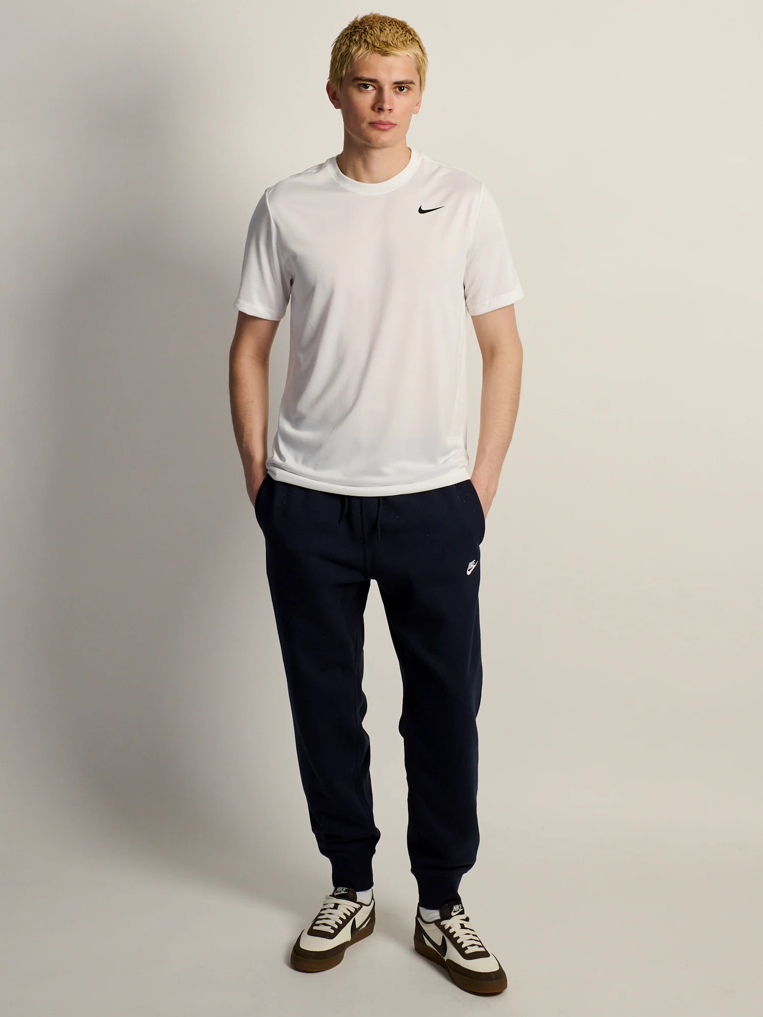 NIKE FITNESS T-SHIRT - WHITE - Image 2