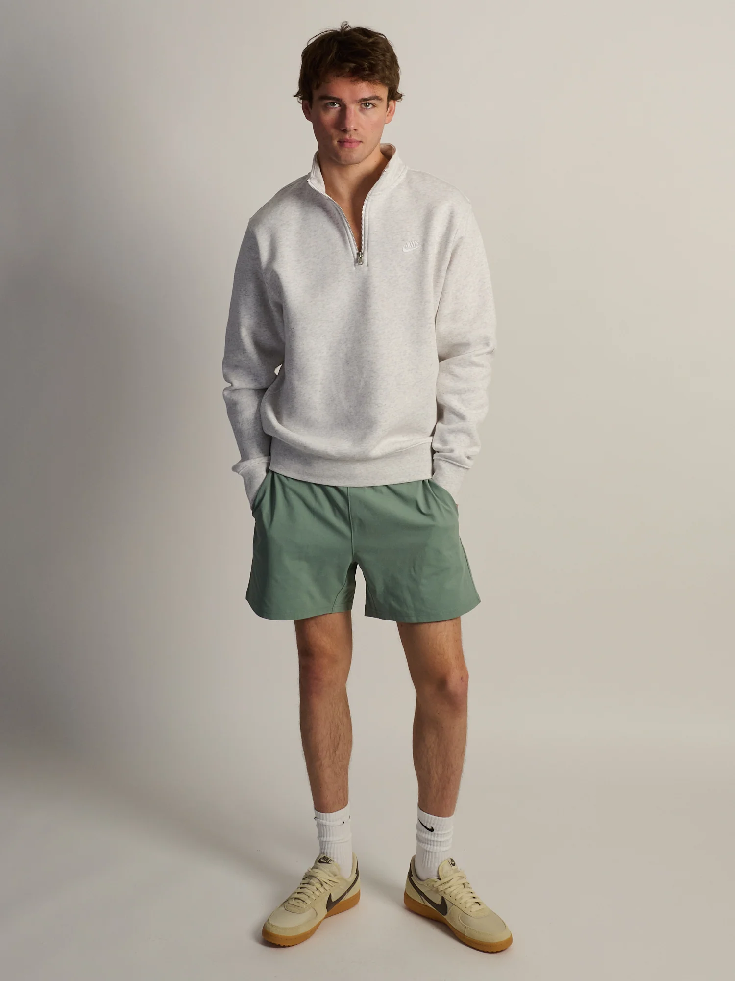 NIKE HALF ZIP SWEATER - Image 3