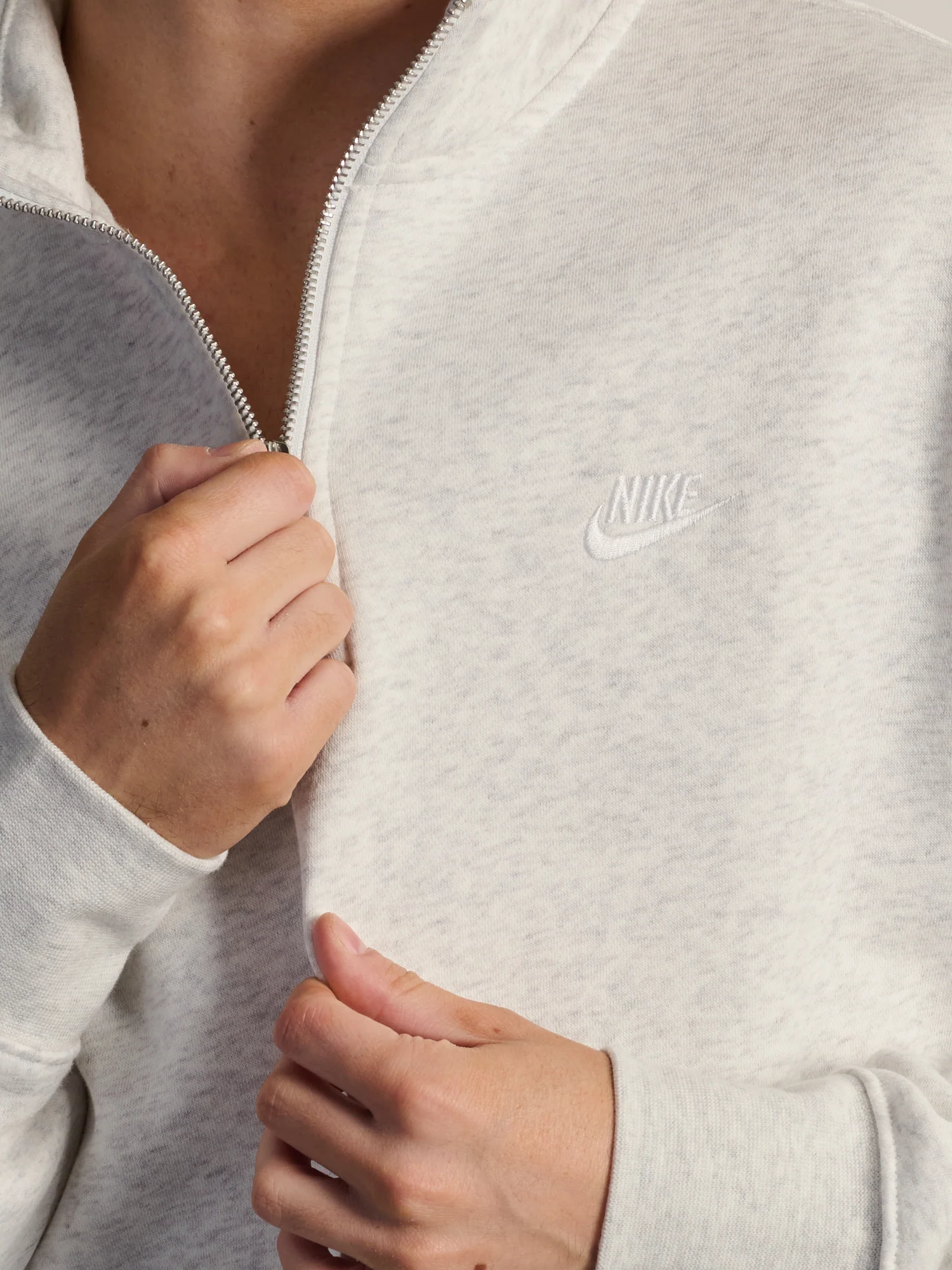 NIKE HALF ZIP SWEATER - Image 4