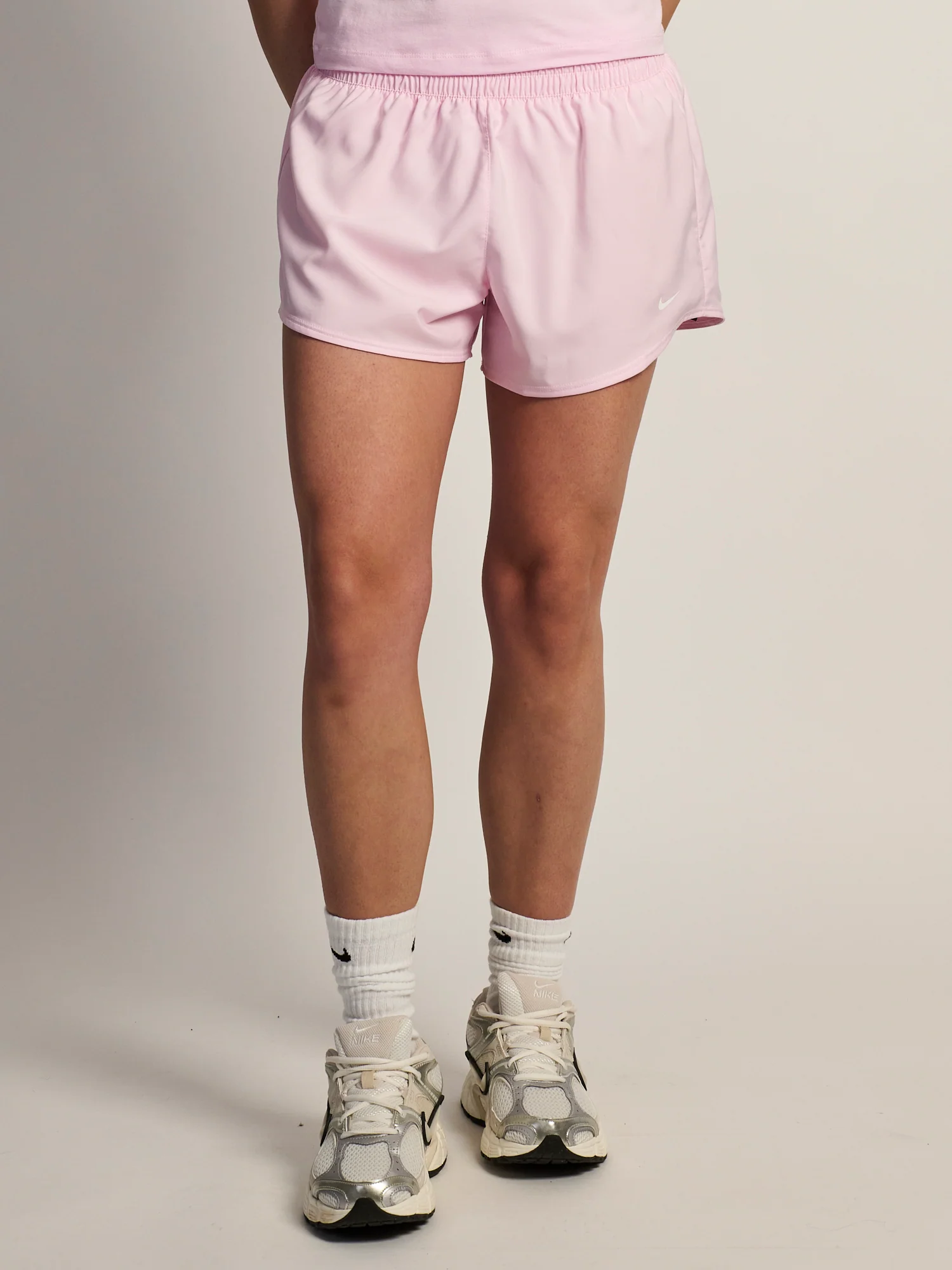 NIKE ONE DR MID RISE 3in SHORT - PINK/WHITE