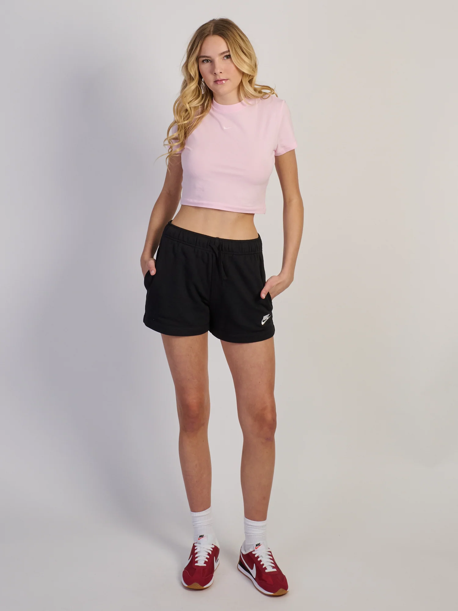 NIKE SPORTSWEAr CHILL KNIT CROP - PINK - Image 3