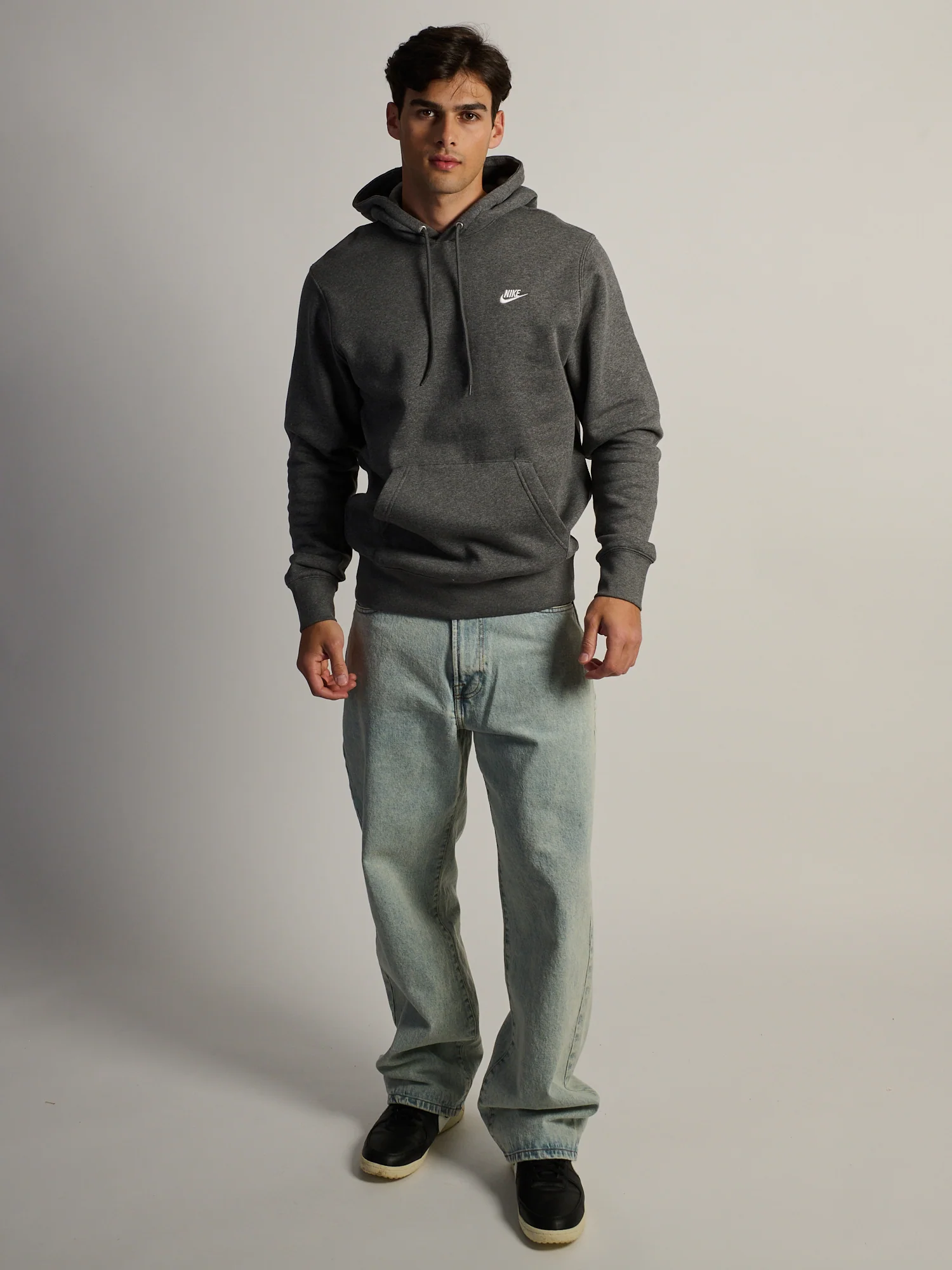 NIKE SPORTSWEAR CLUB PULL OVER HODDIE- CHARCOAL - Image 2