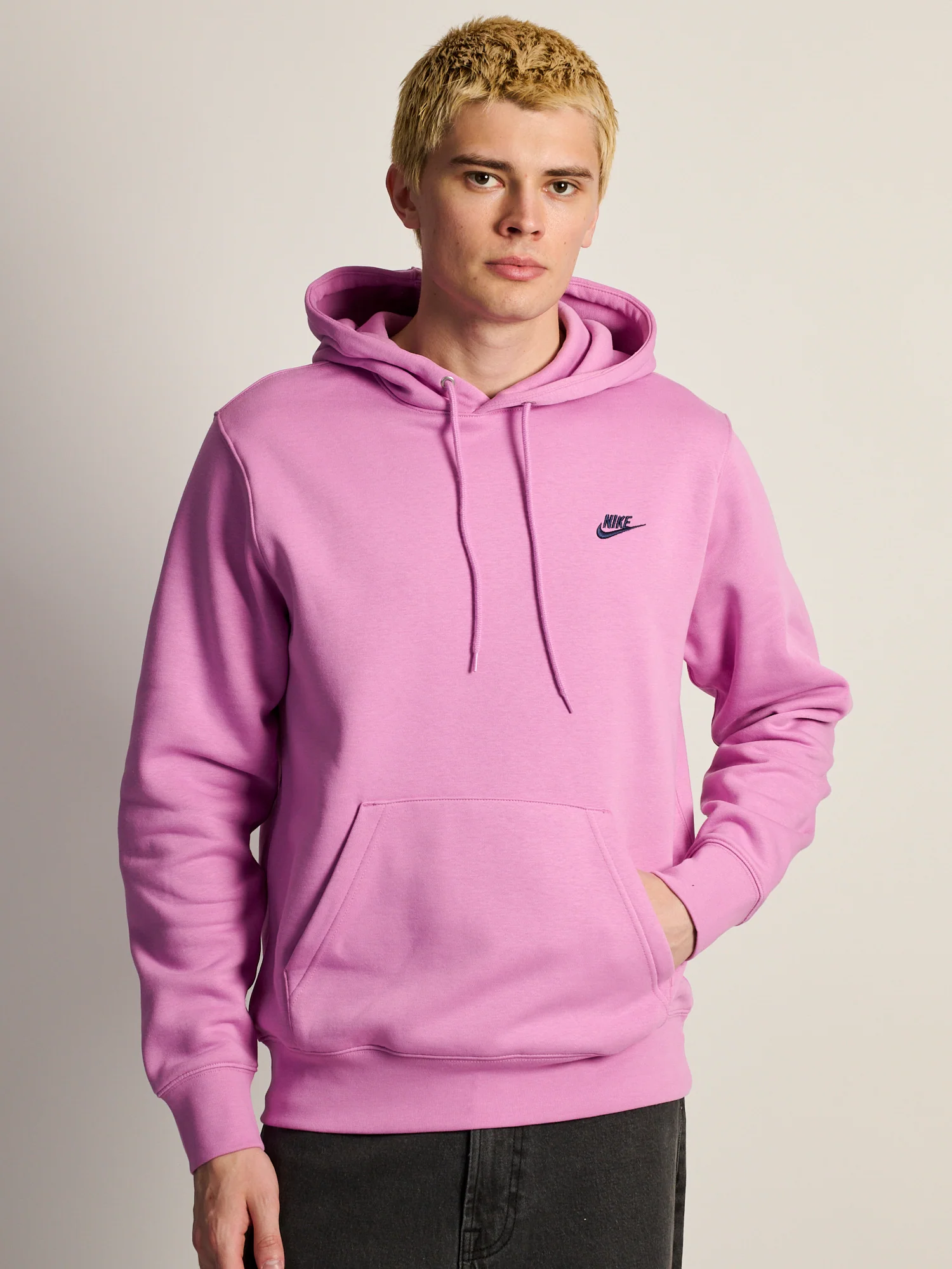 NIKE SPORTSWEAR CLUB PULL OVER HODDIE - MAGENTA