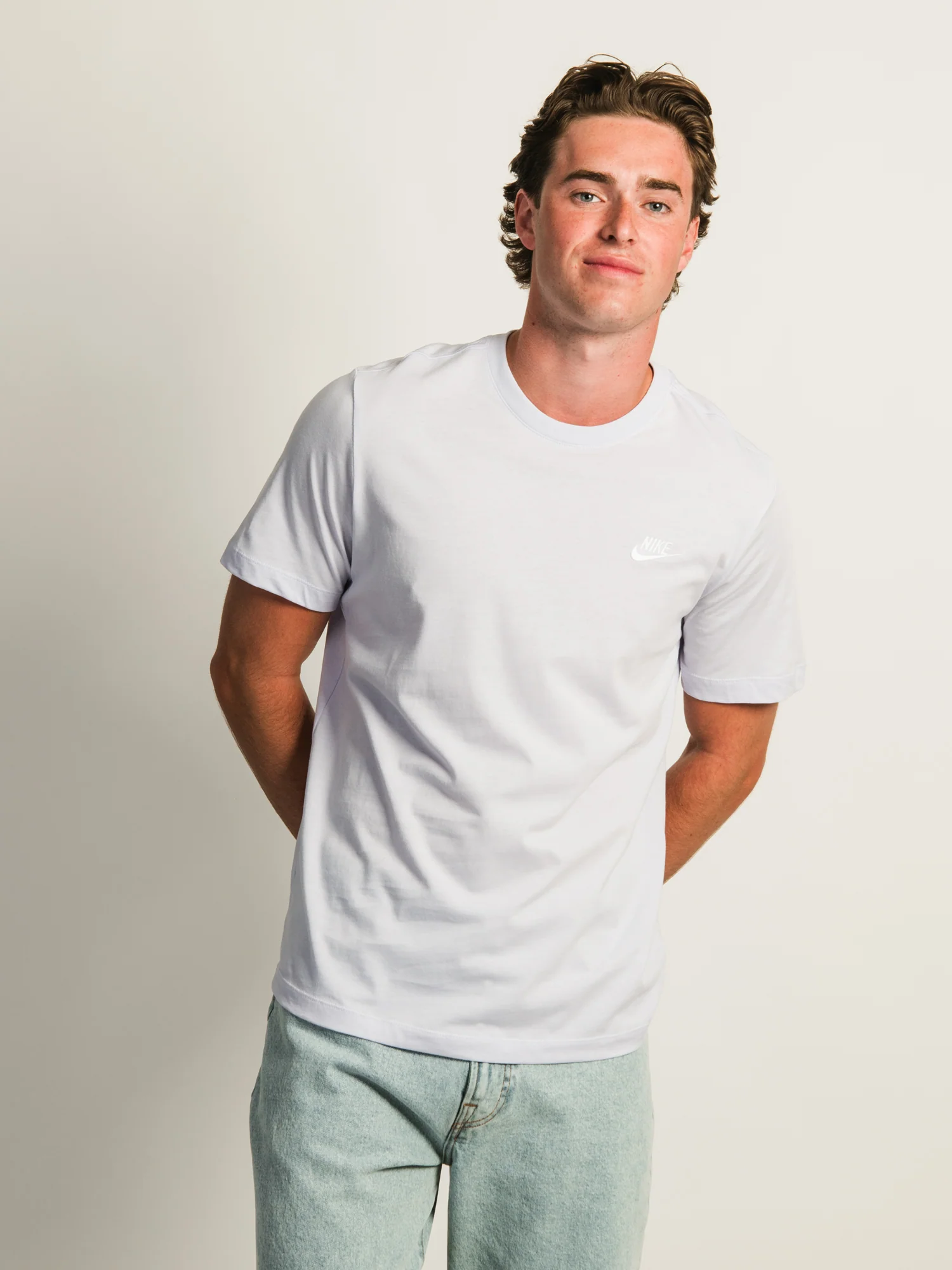 NIKE SPORTSWEAR CLUB T-SHIRT - AMETHYST