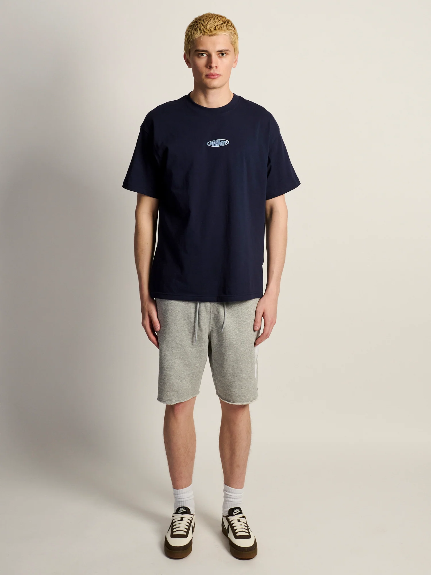 NIKE SPORTSWEAR OVAL LOOSE FIT T-SHIRT - Image 2