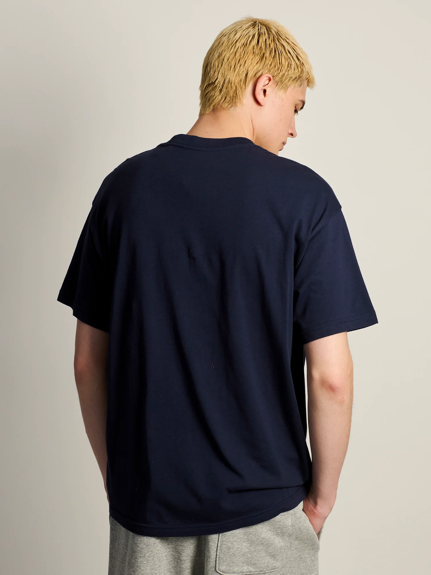 NIKE SPORTSWEAR OVAL LOOSE FIT T-SHIRT - Image 4