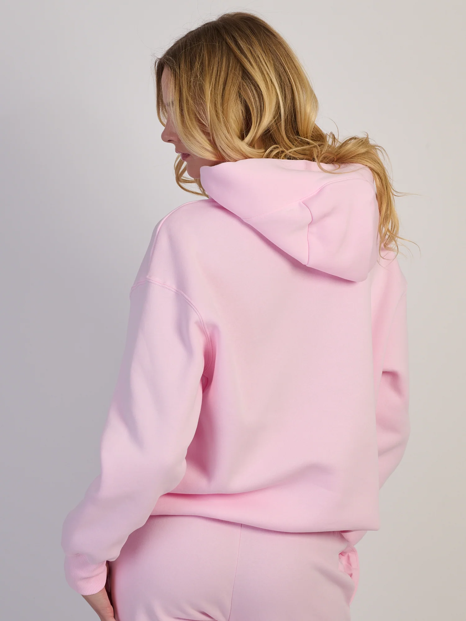 NIKE SPORTSWEAR PHOENIX FLEECE OVERSIZED PULL OVER HOODIE - PINK - Image 5