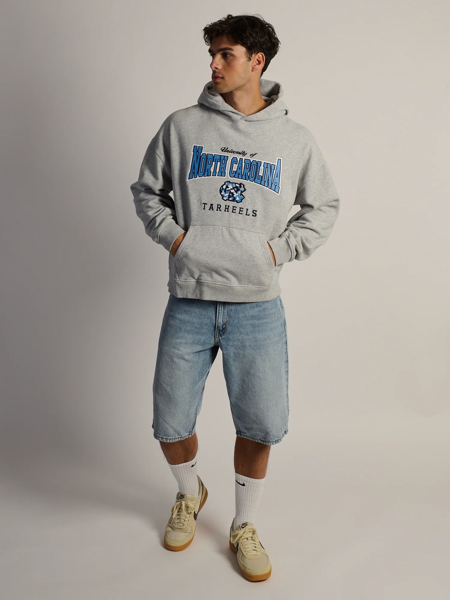 NORTH CAROLINA RELAXED CAMO LOGO HOODIE - Image 3
