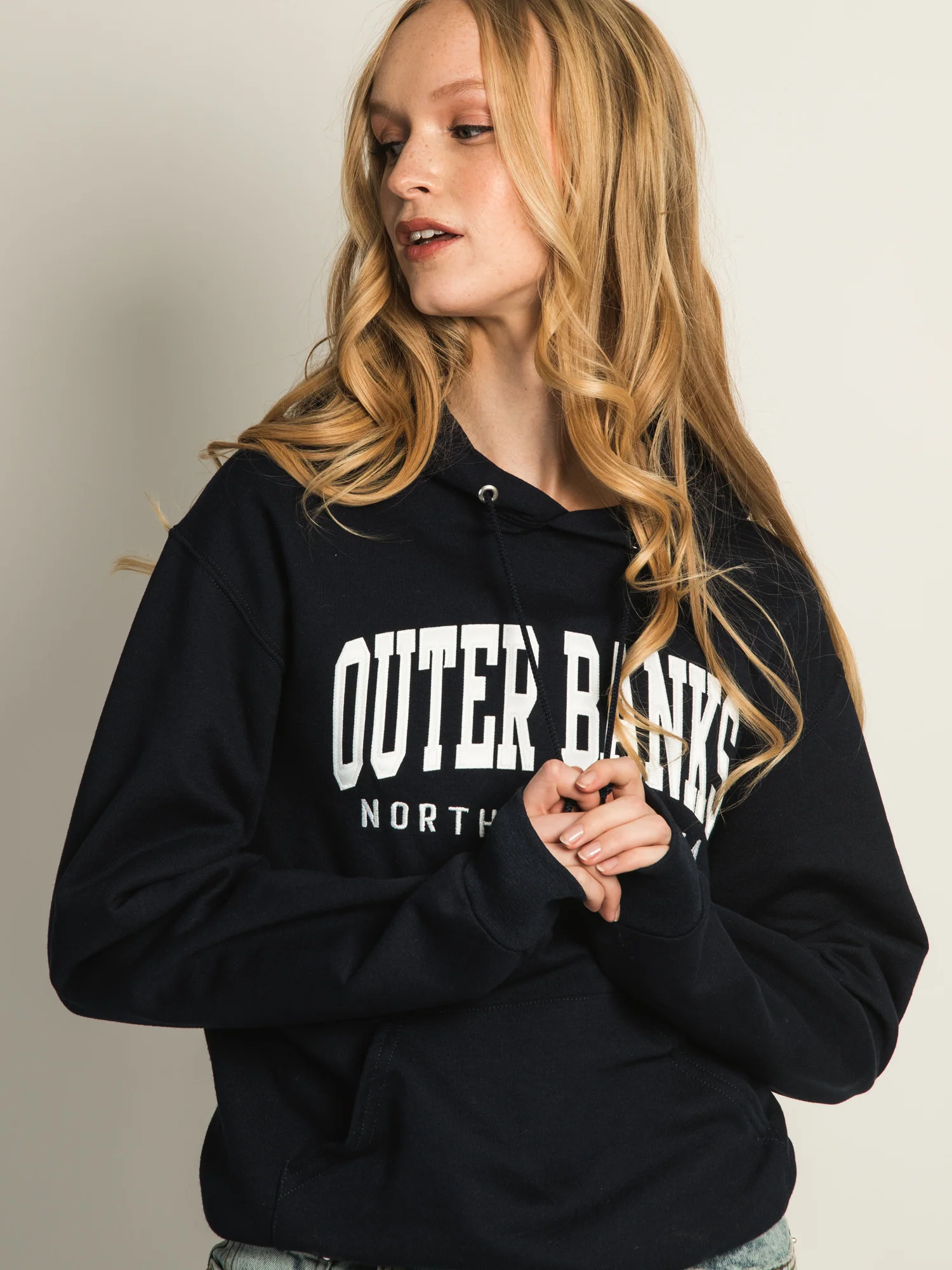 OUTERBANKS EMBROIDERED HOODIE- NAVY - Image 6