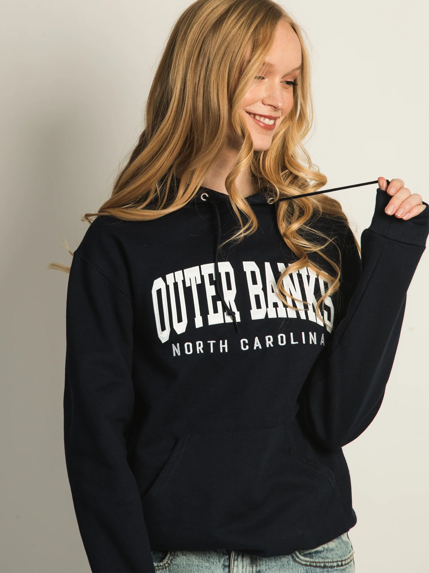 OUTERBANKS EMBROIDERED HOODIE- NAVY - Image 8