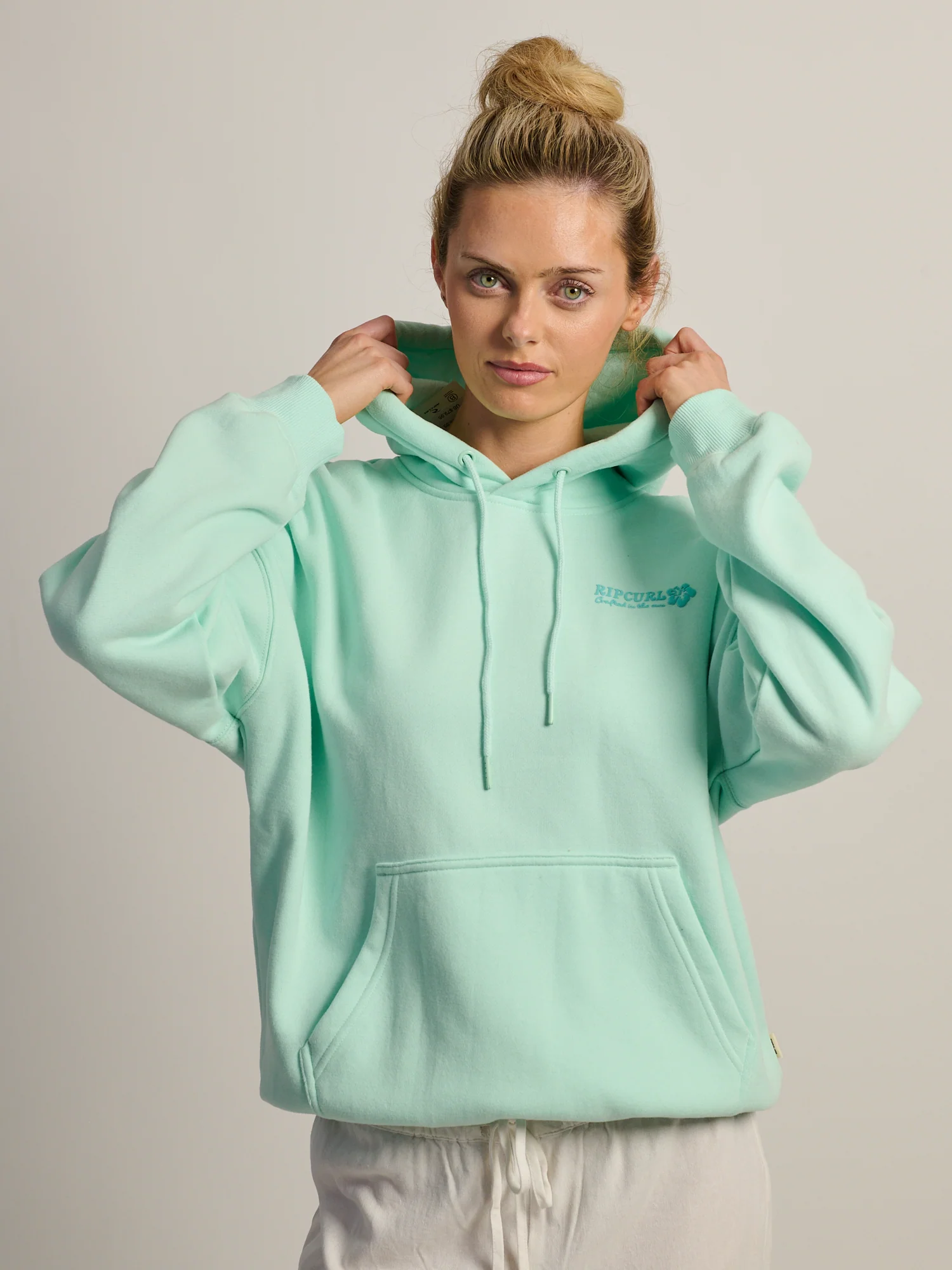RIP CURL SURF PUFF HERITAGE HOODIE - LIGHT BLUE - Image 3